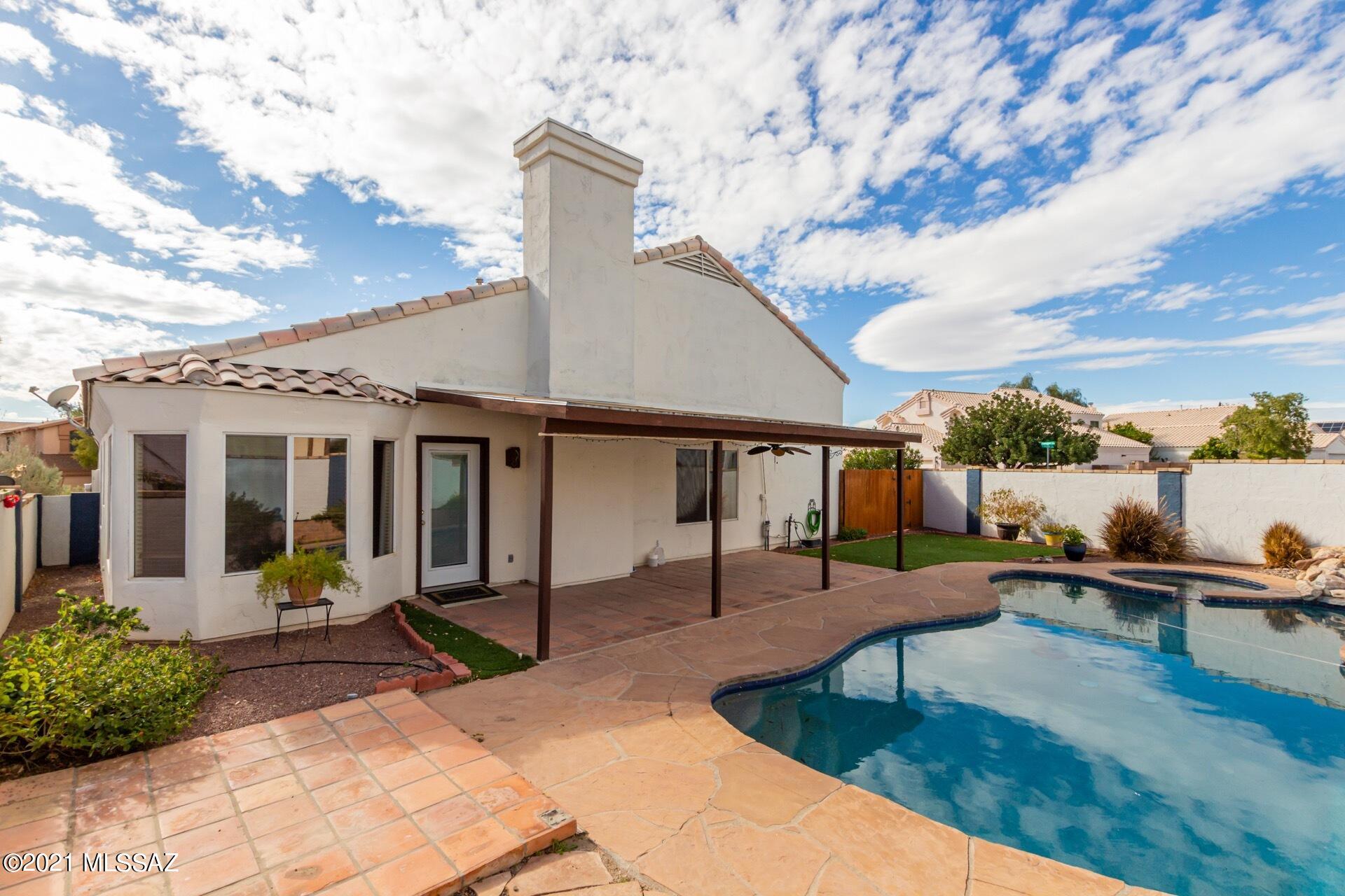 Countryside Terrace (240-398) - Residential