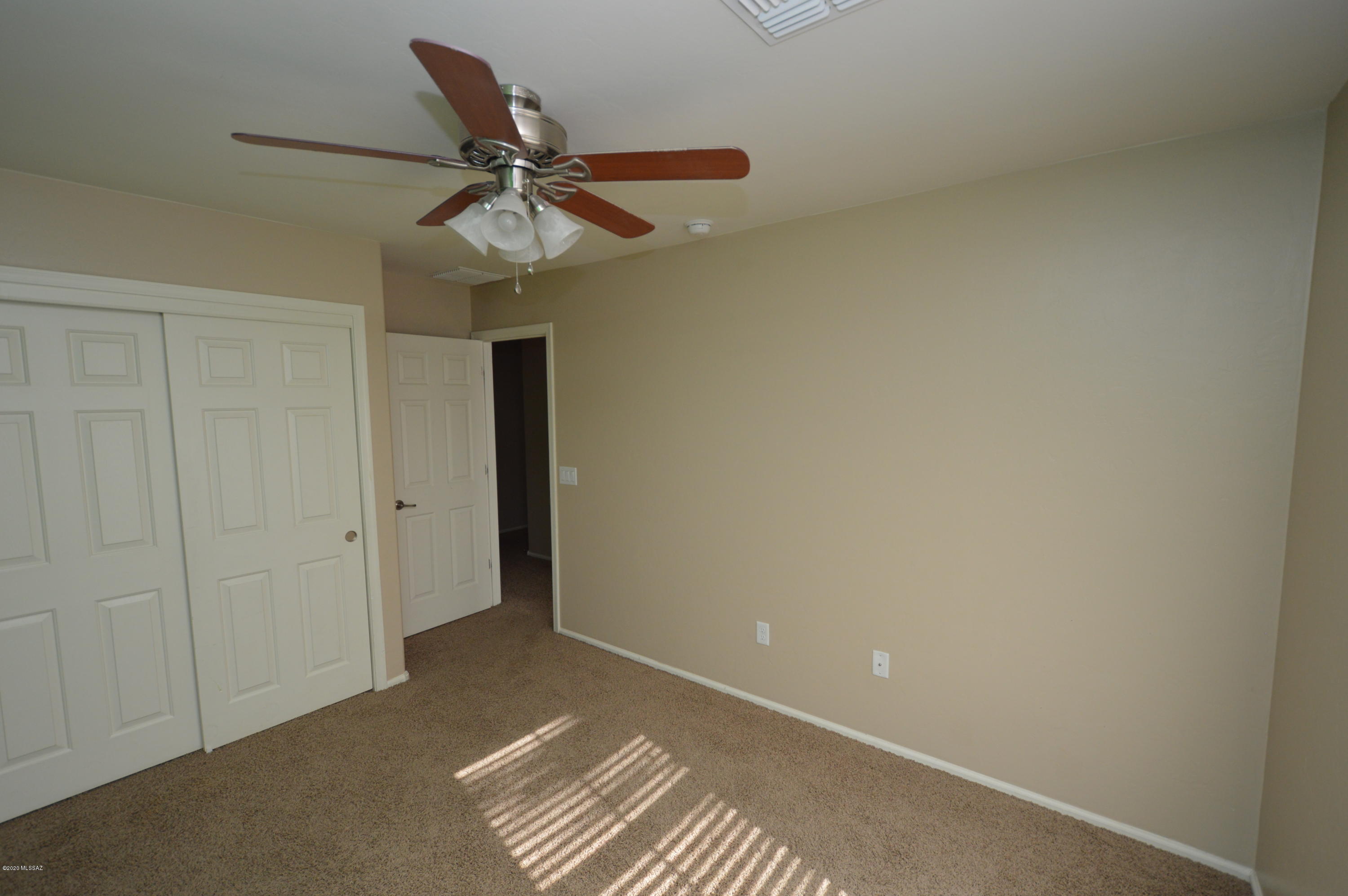Rancho Del Lago (B37-38) - Residential Lease