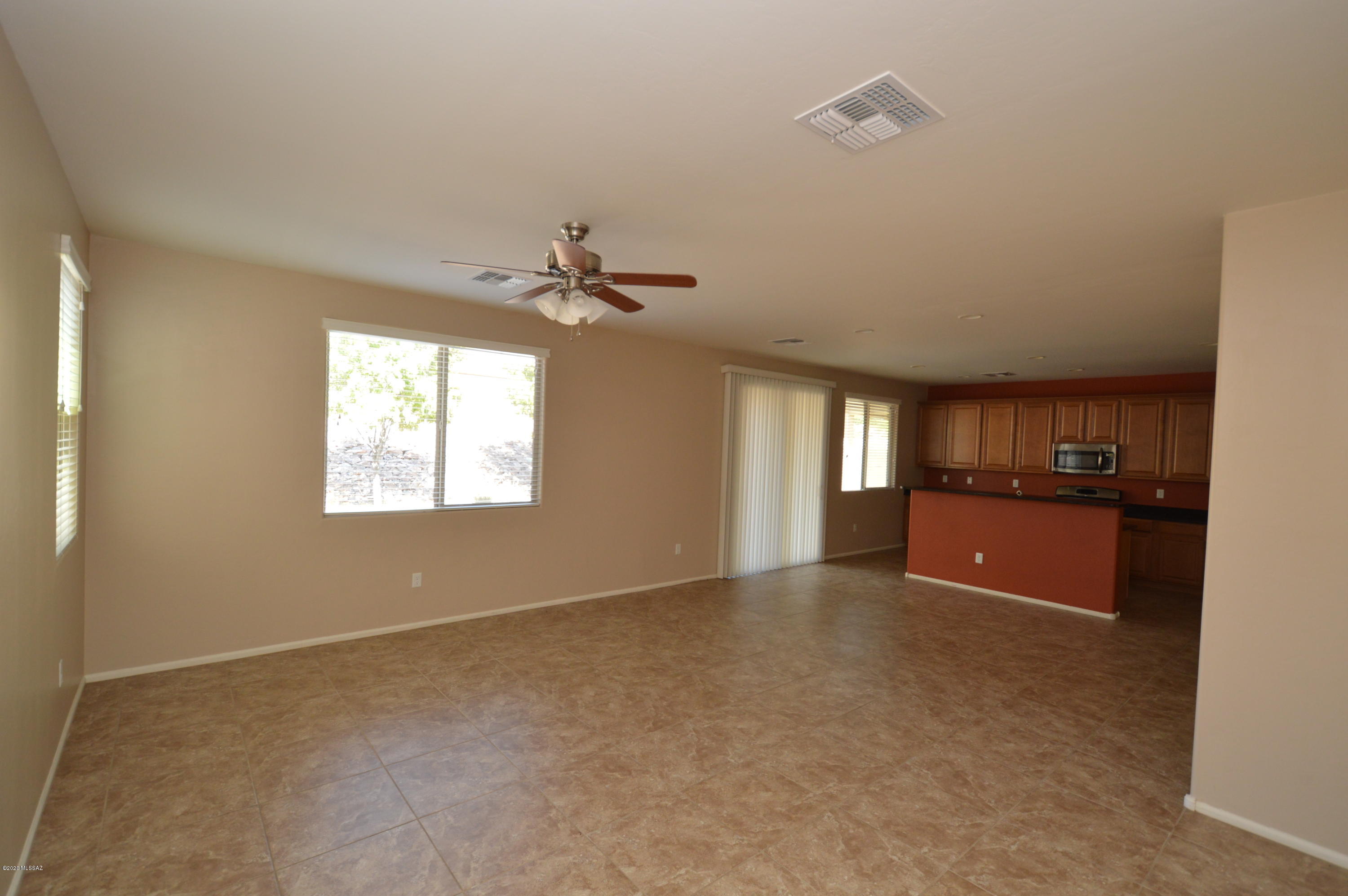 Rancho Del Lago (B37-38) - Residential Lease