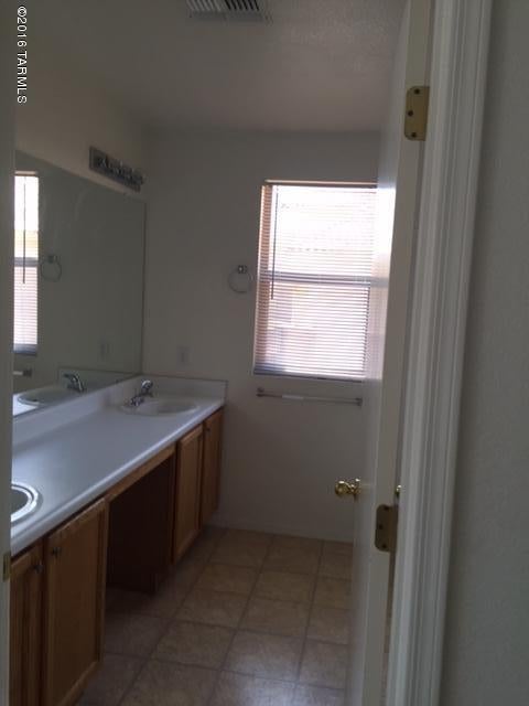 Arroyo Ridge (1 - 184) - Residential Lease