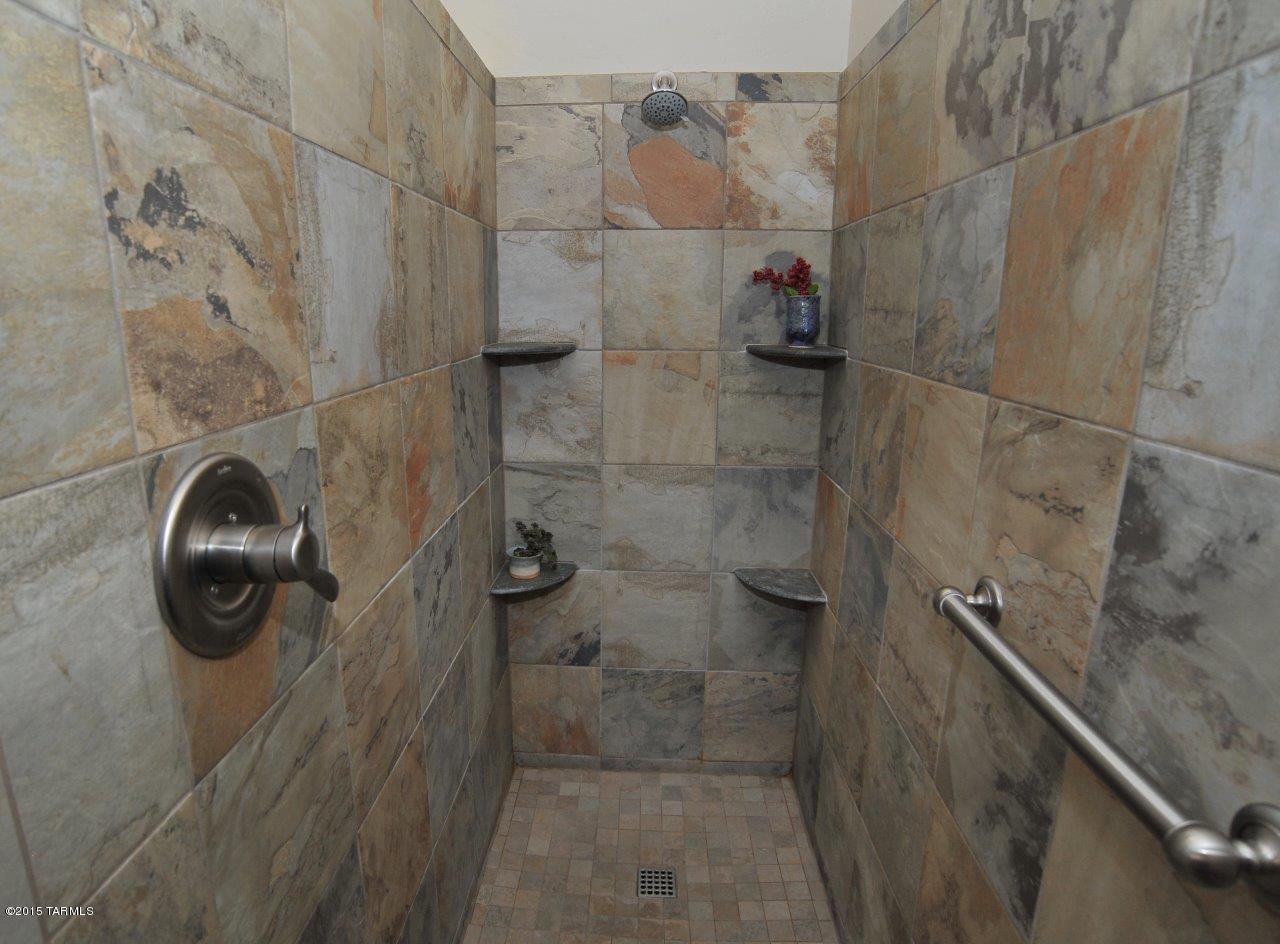 Sabino Point (1-29) - Residential