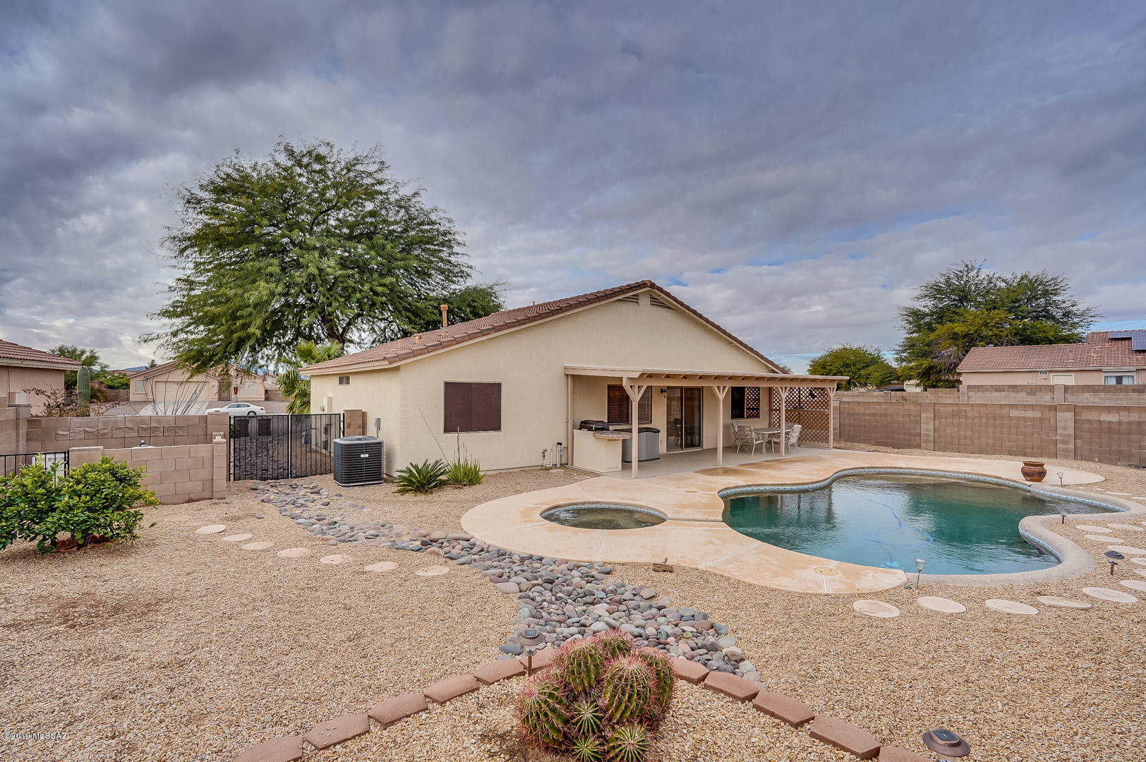 Linda Vista Ridge(1-77) - Residential