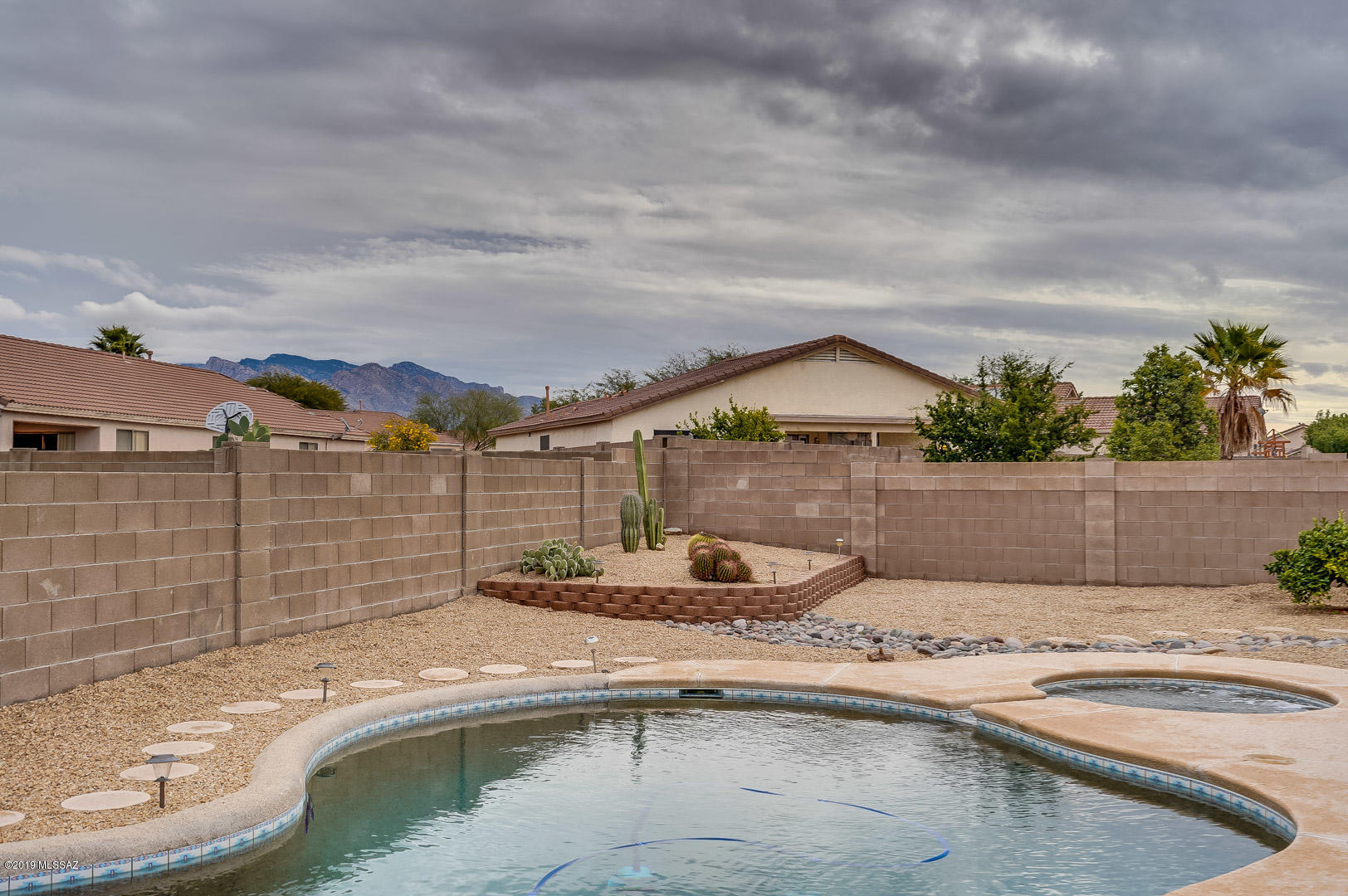 Linda Vista Ridge(1-77) - Residential