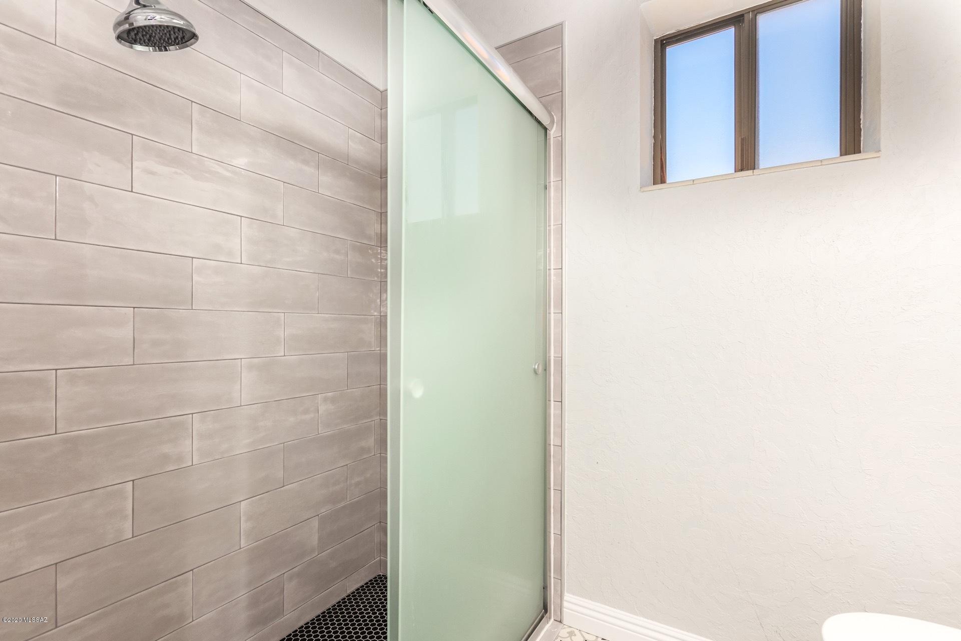 Sabino Vista Knolls (61-135) - Residential
