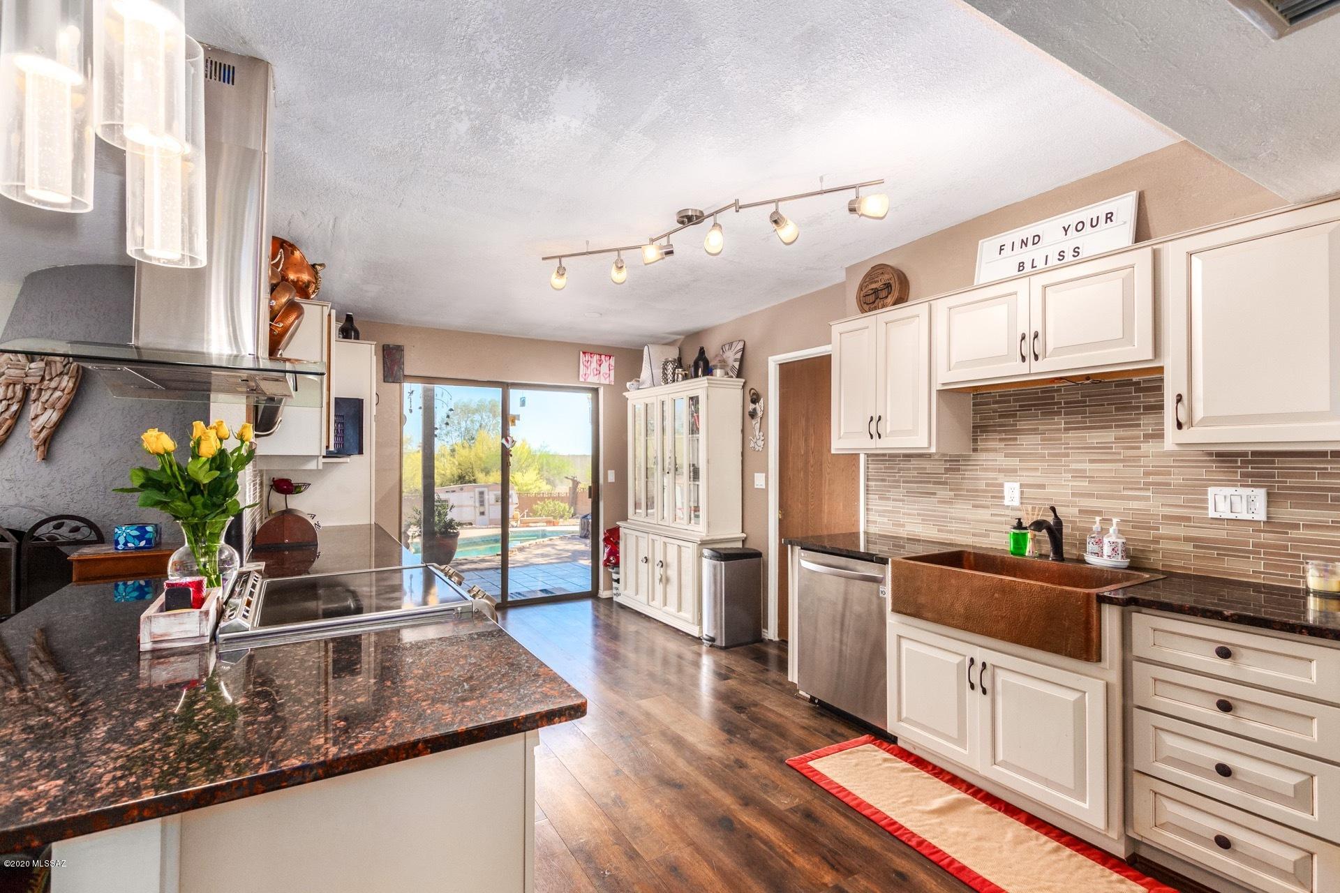 Sabino Vista Knolls (61-135) - Residential