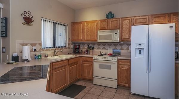 Fairway Terrace Condos. (Units 1-30) - Residential