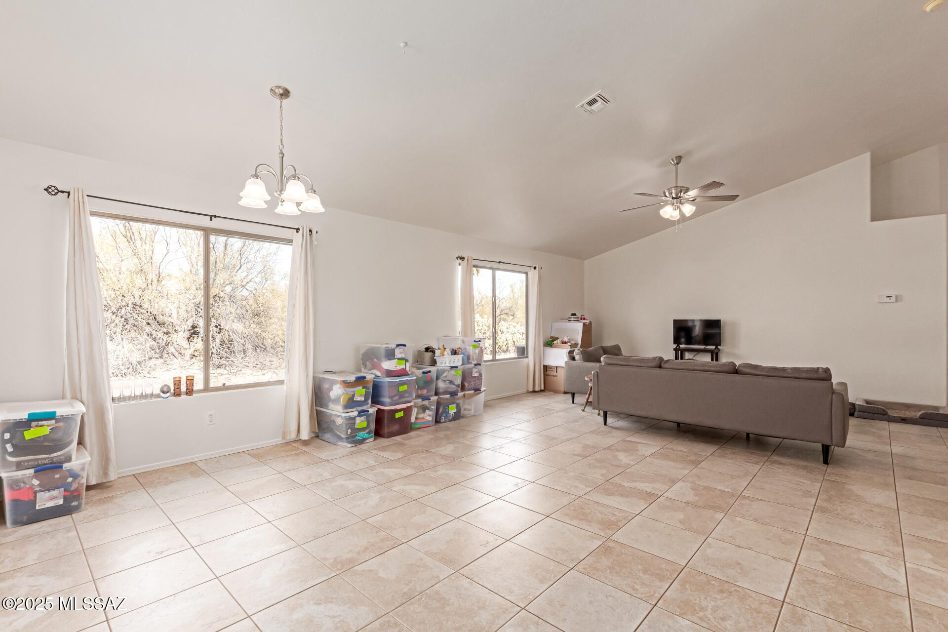 Colonias La Canada (1-82) - Residential