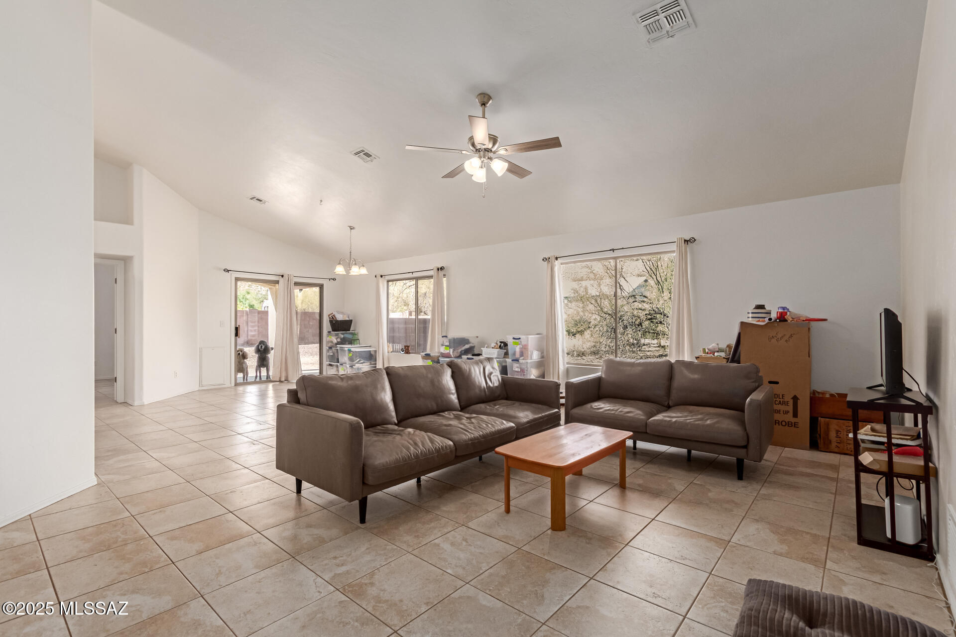 Colonias La Canada (1-82) - Residential