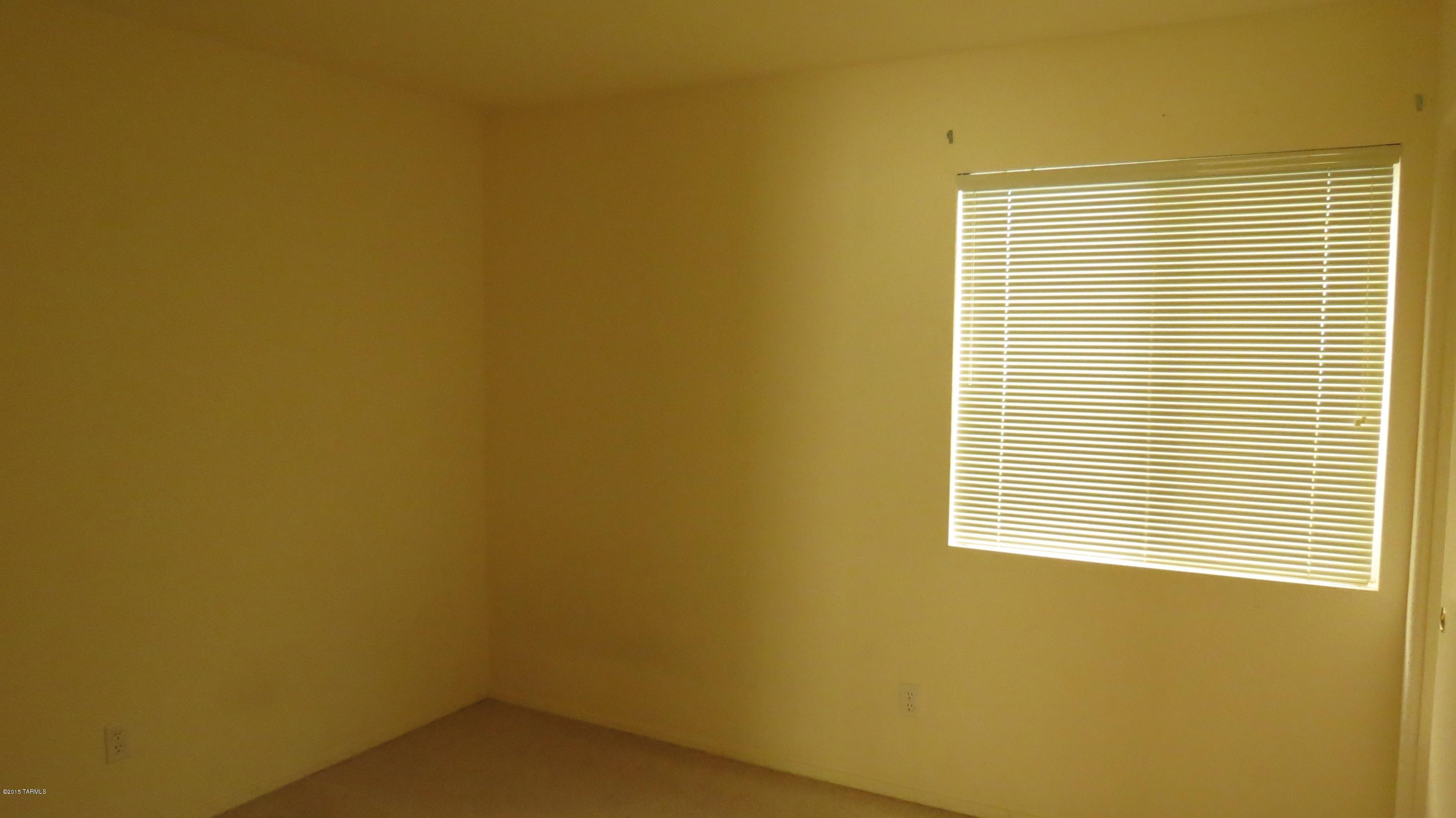 Bluffs (The) 2 - Residential Lease