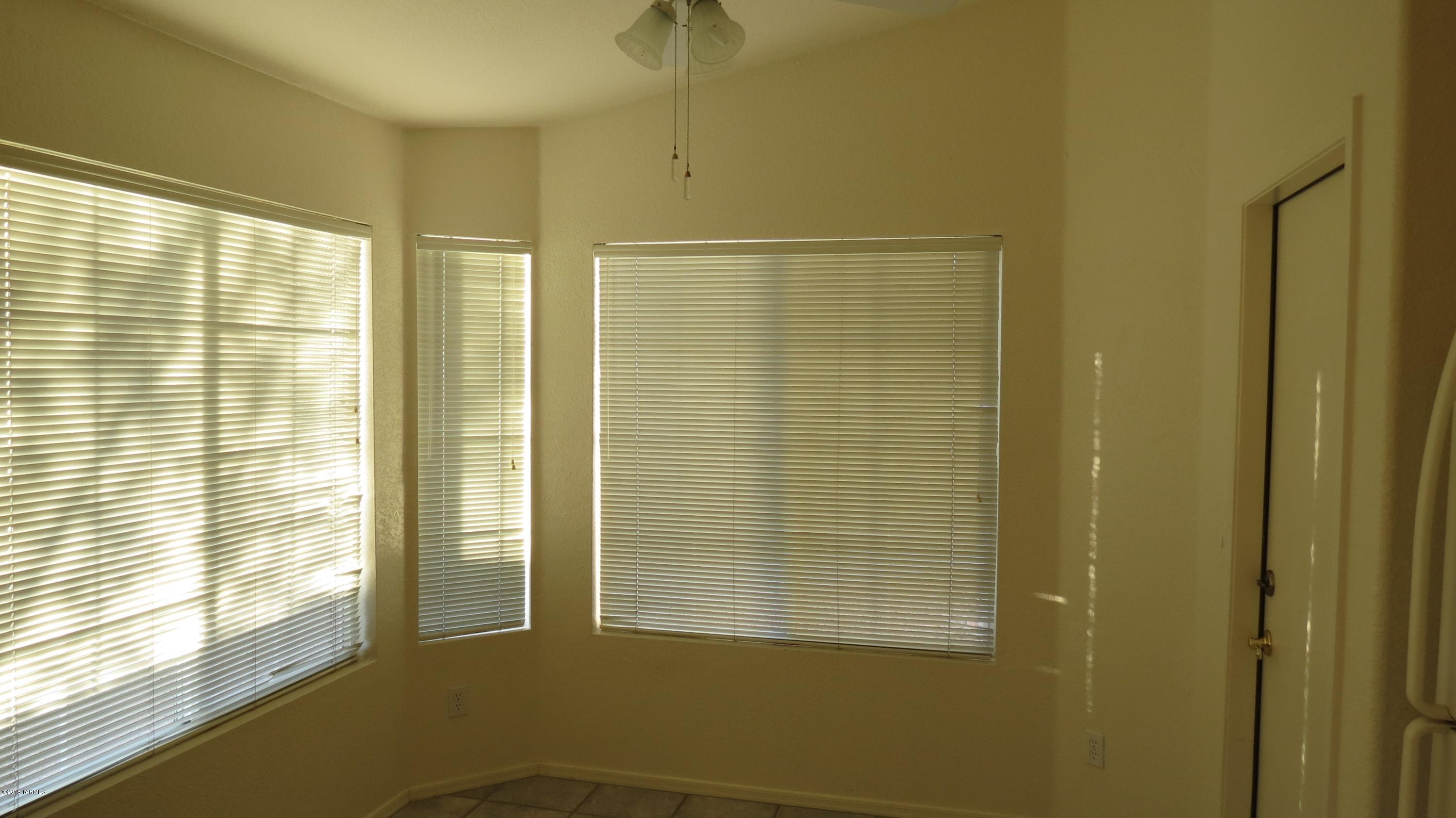 Bluffs (The) 2 - Residential Lease