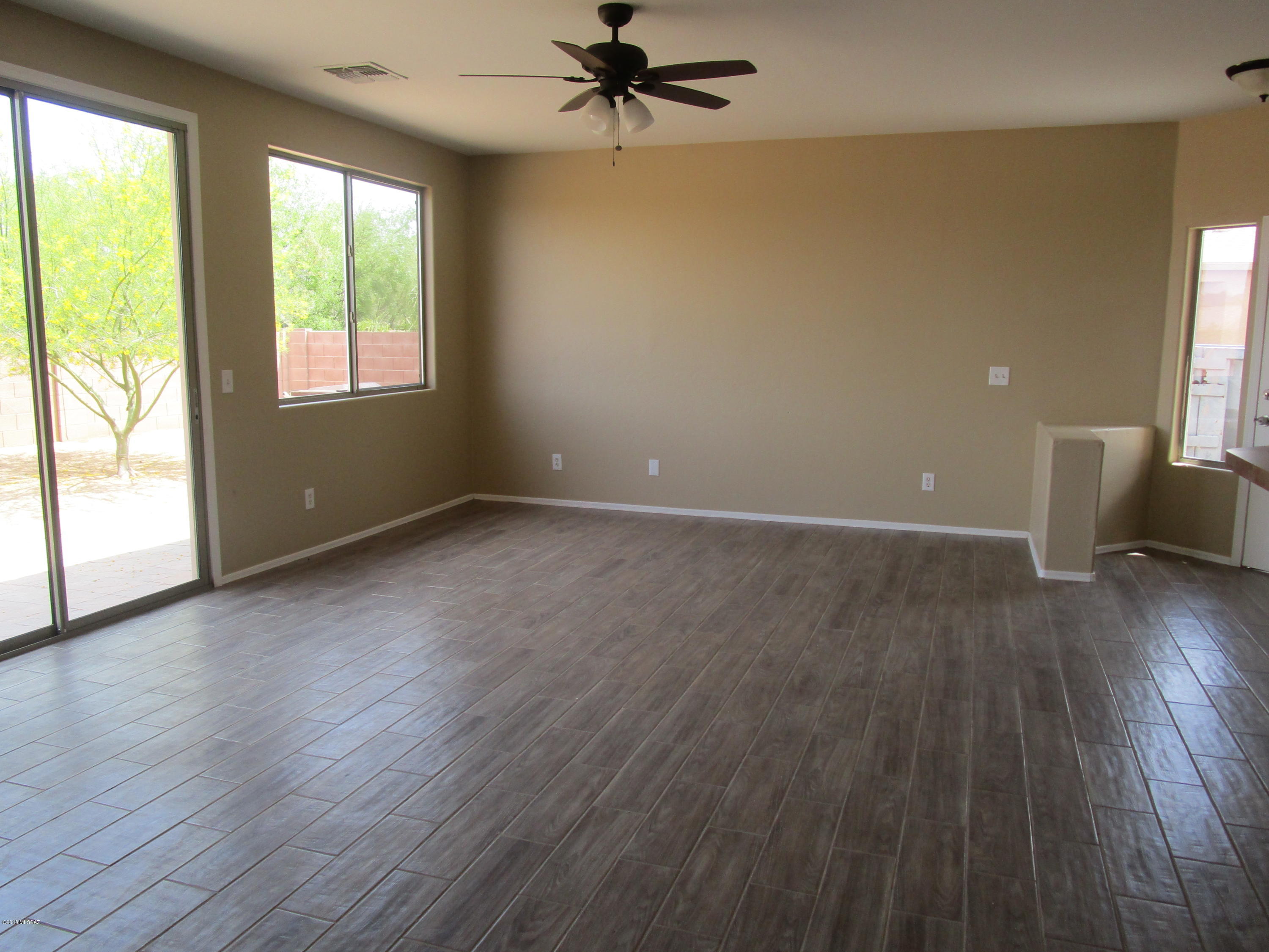 Tucson Mountain Ranch - Residential