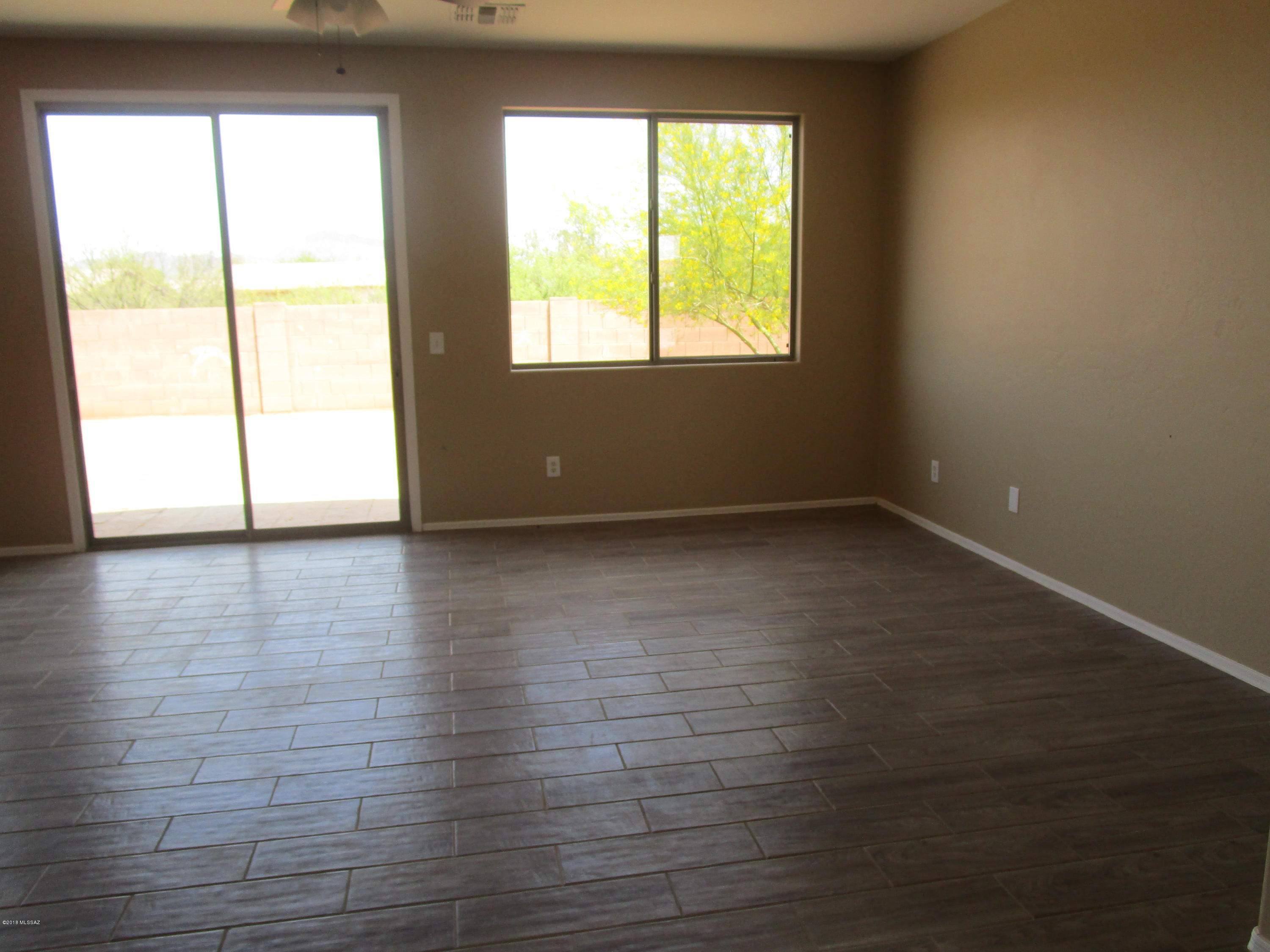 Tucson Mountain Ranch - Residential