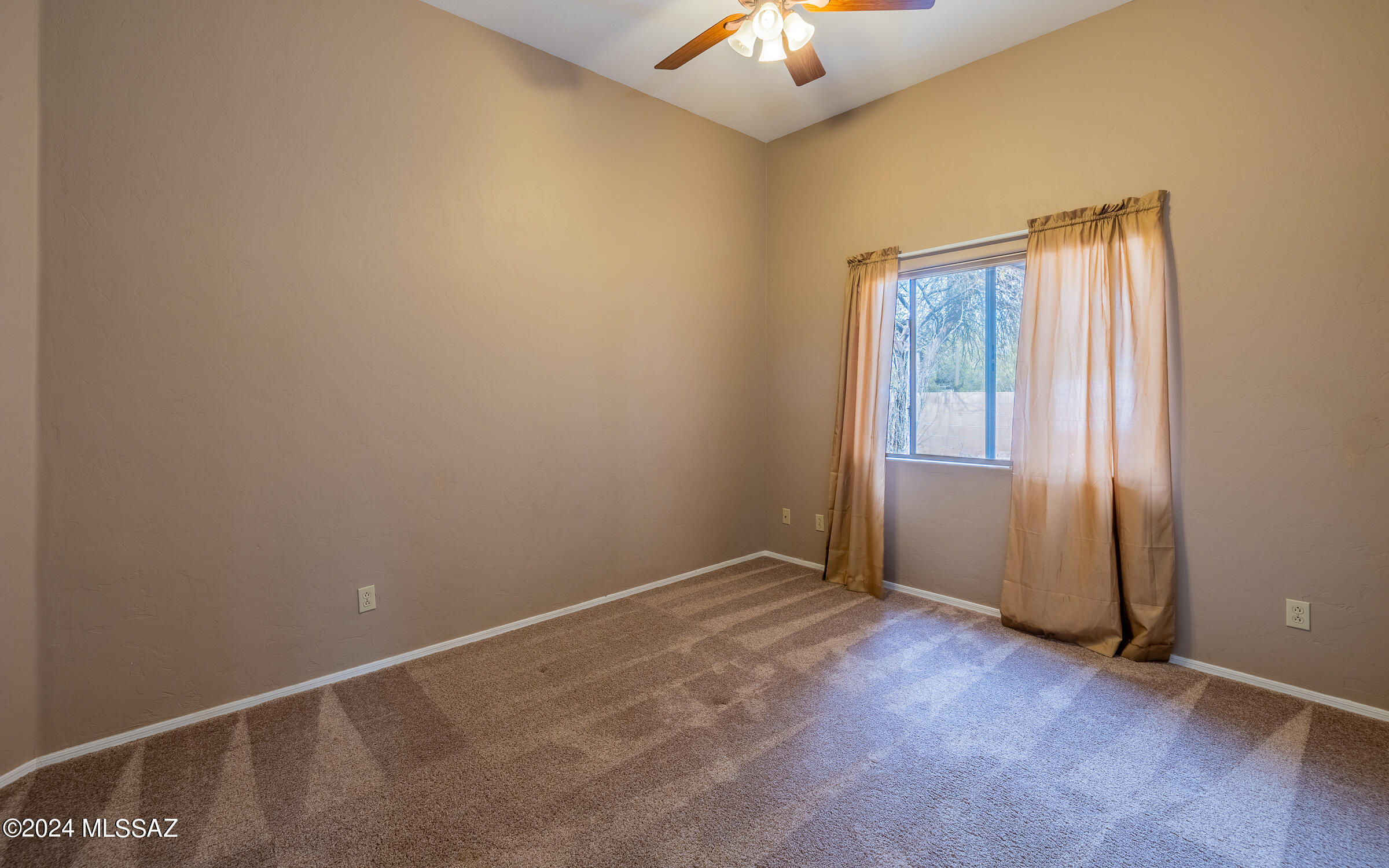 Halcyon Acres - Residential