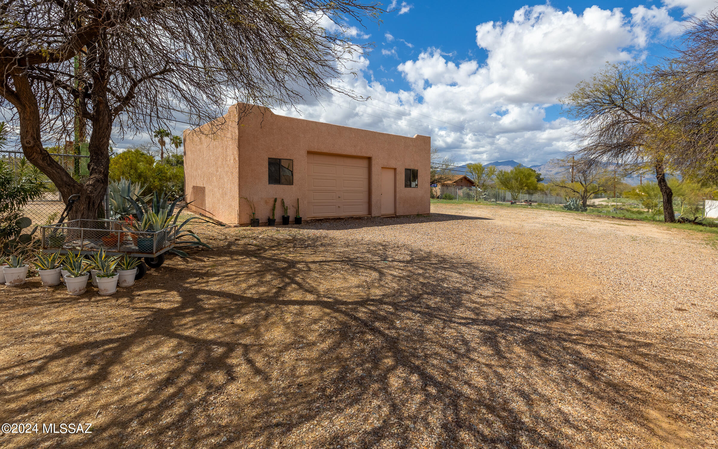 Halcyon Acres - Residential
