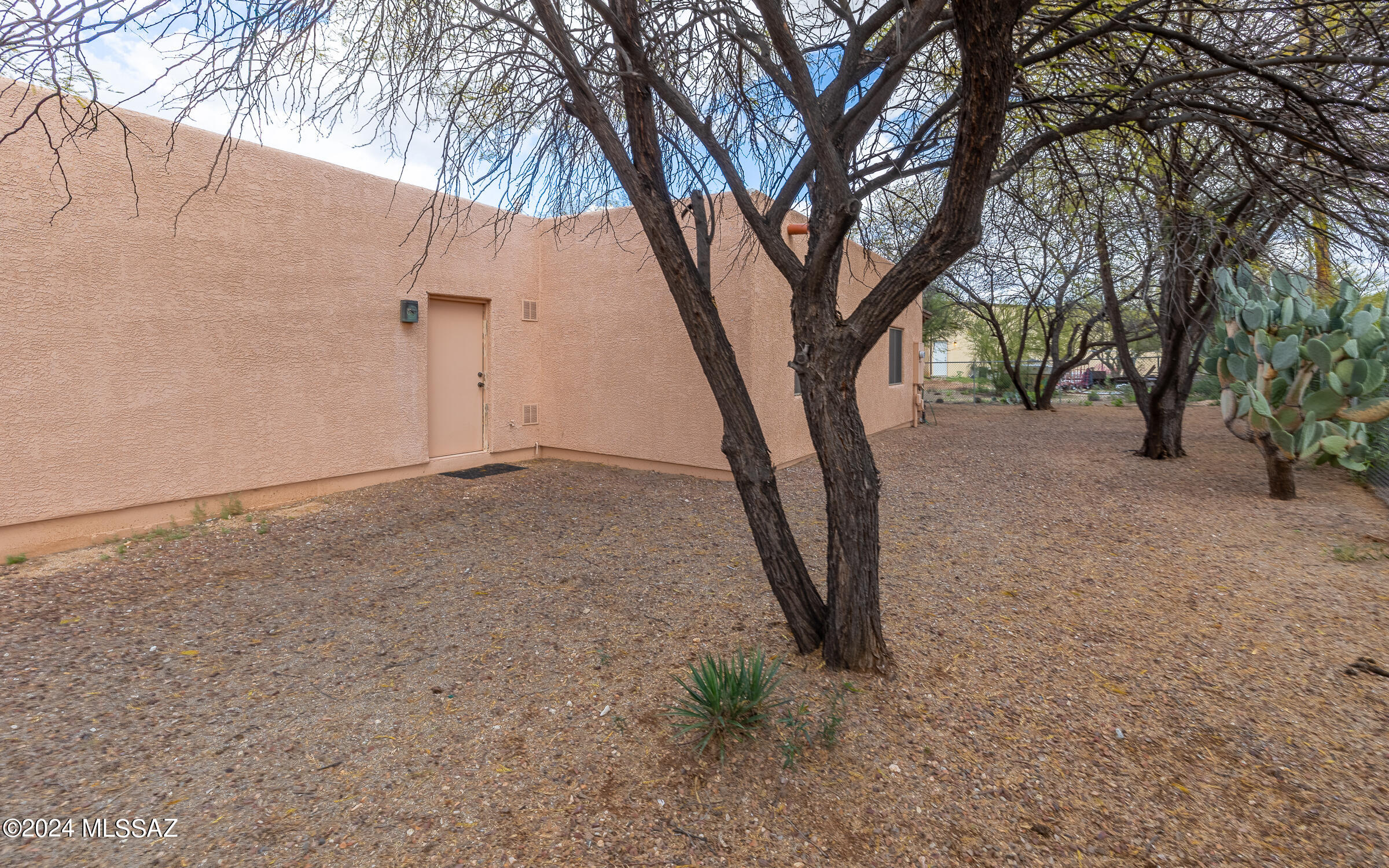 Halcyon Acres - Residential