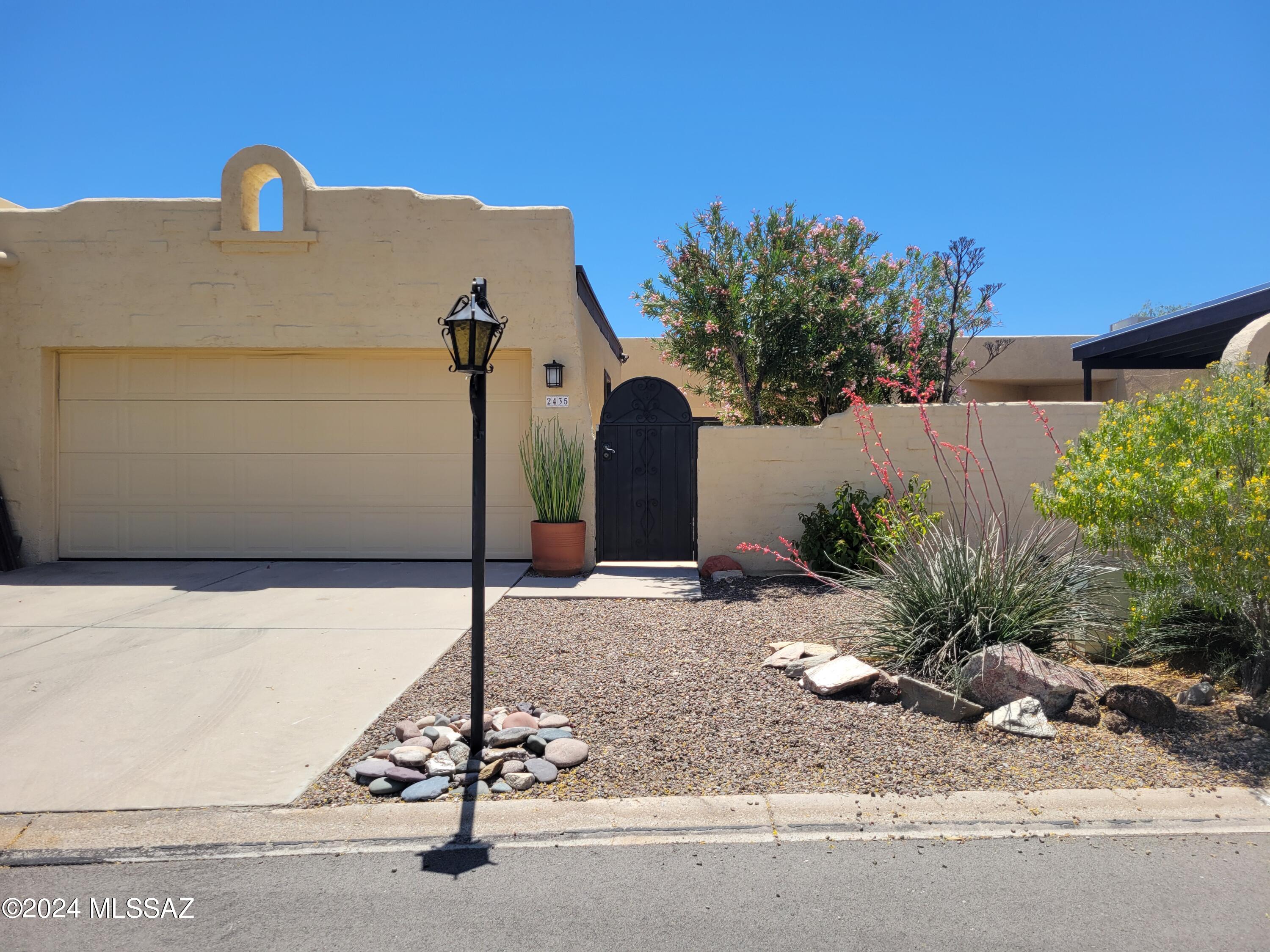 Ladera Brisas Townhouses (1-106) - Residential