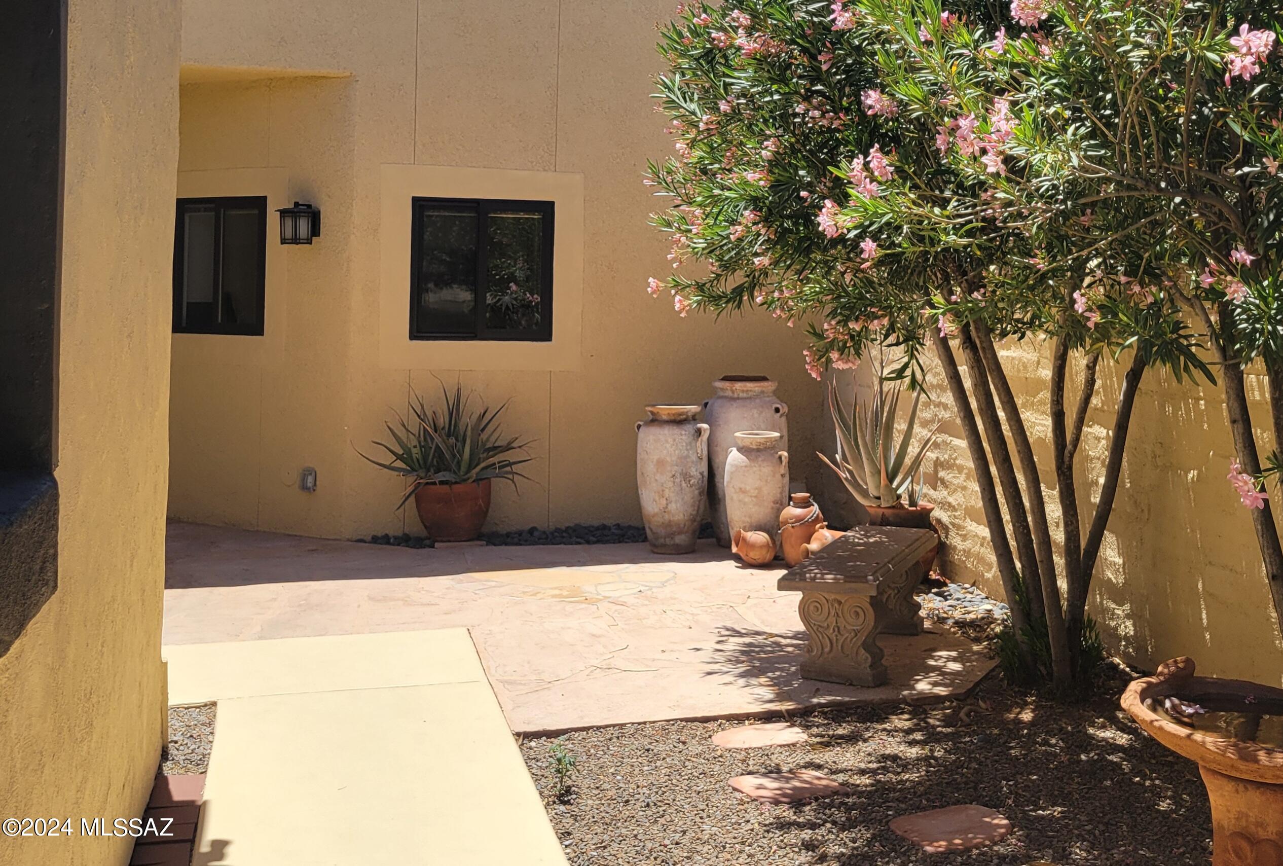 Ladera Brisas Townhouses (1-106) - Residential