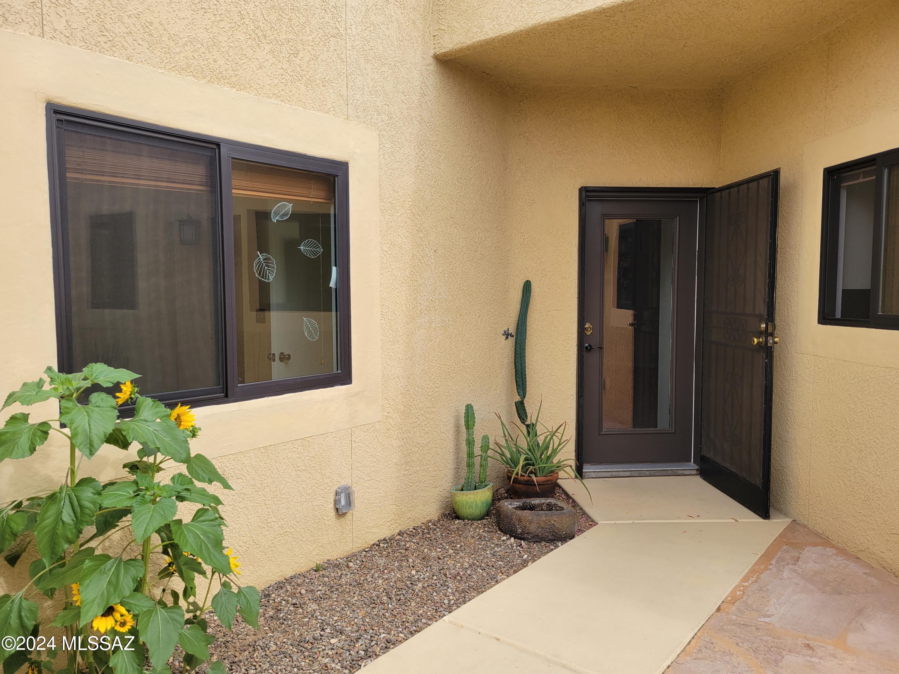 Ladera Brisas Townhouses (1-106) - Residential