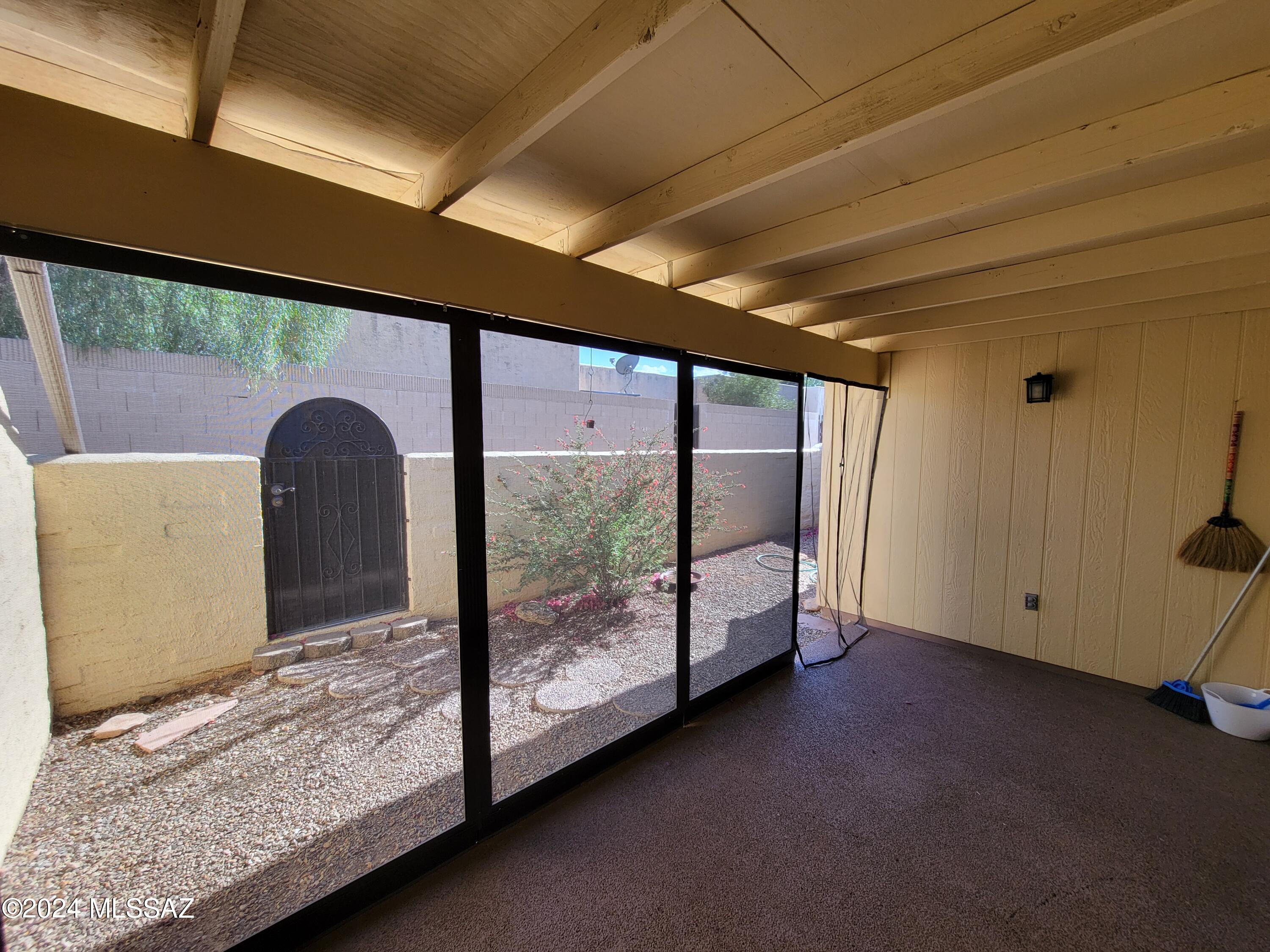 Ladera Brisas Townhouses (1-106) - Residential