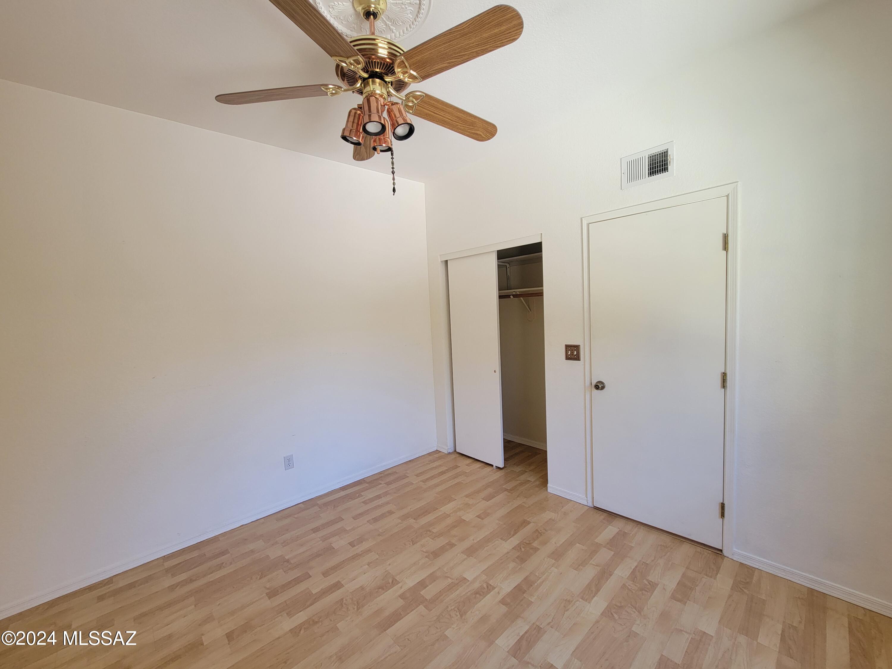Ladera Brisas Townhouses (1-106) - Residential