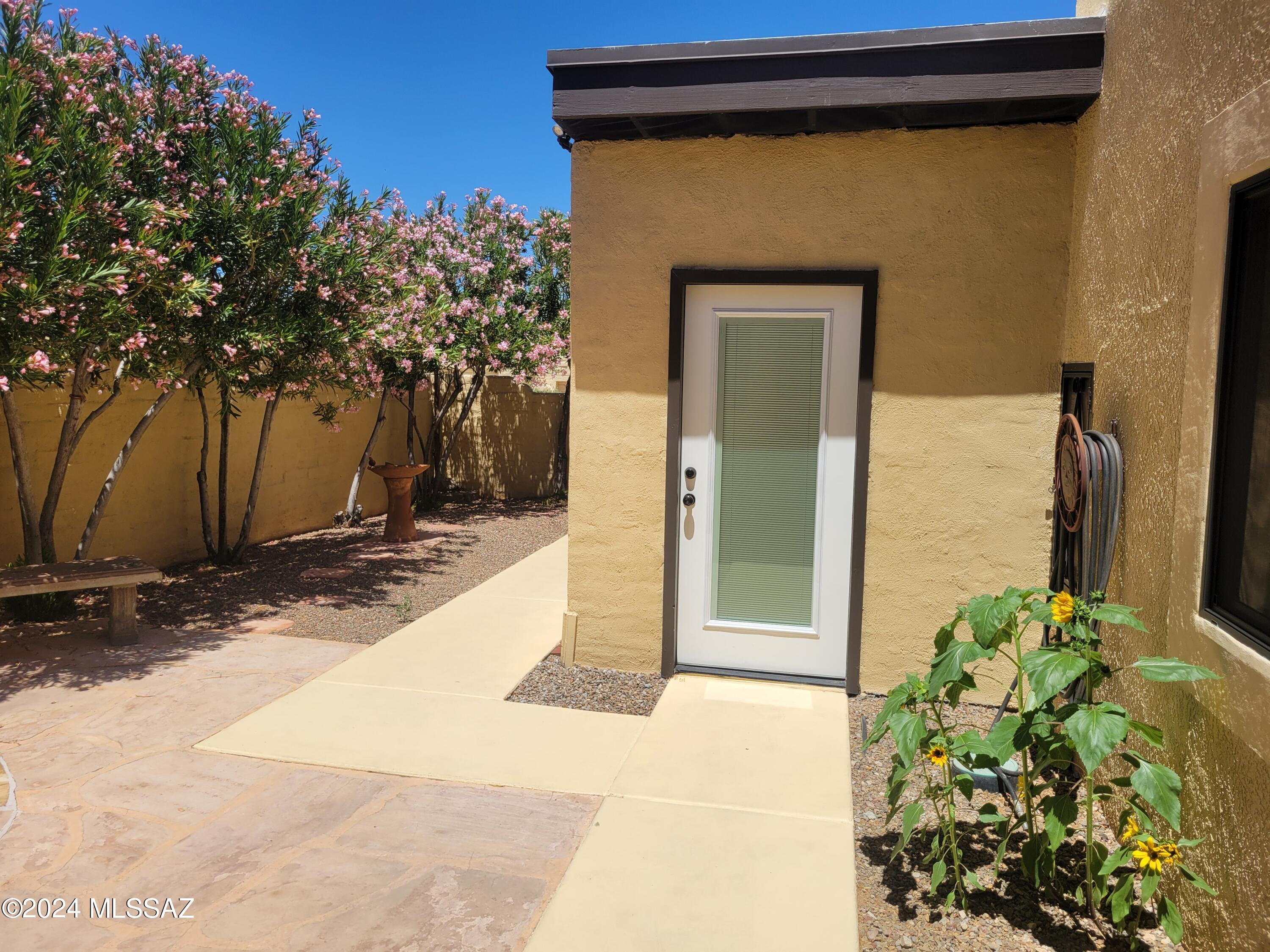 Ladera Brisas Townhouses (1-106) - Residential