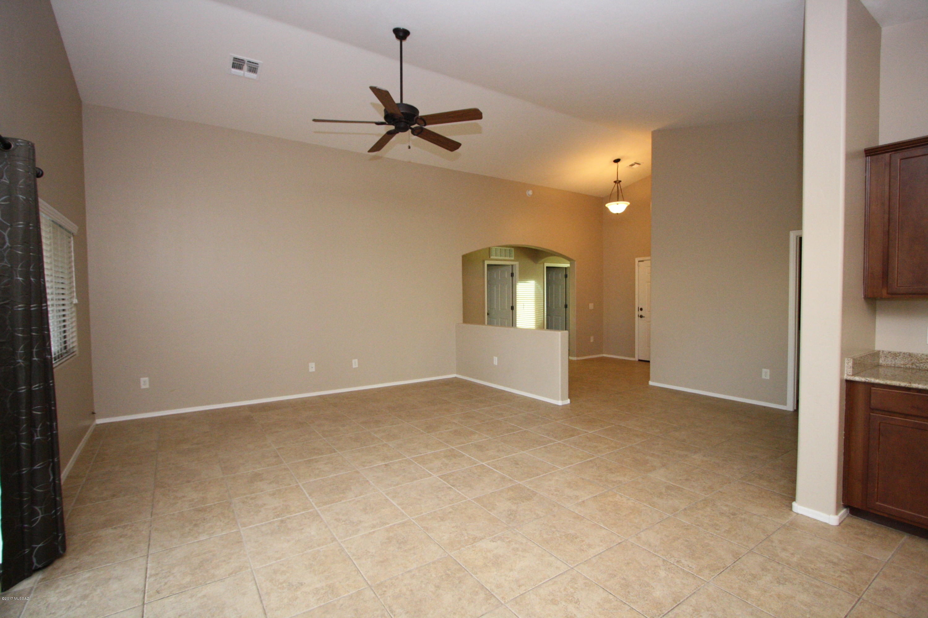 Continental Reserve Blk. 16B (1-86) - Residential Lease