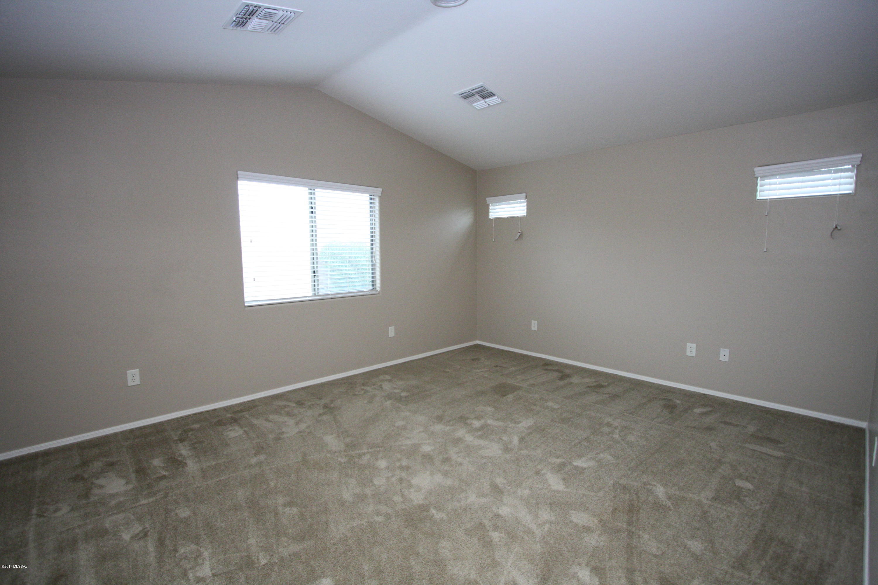 Continental Reserve Blk. 16B (1-86) - Residential Lease