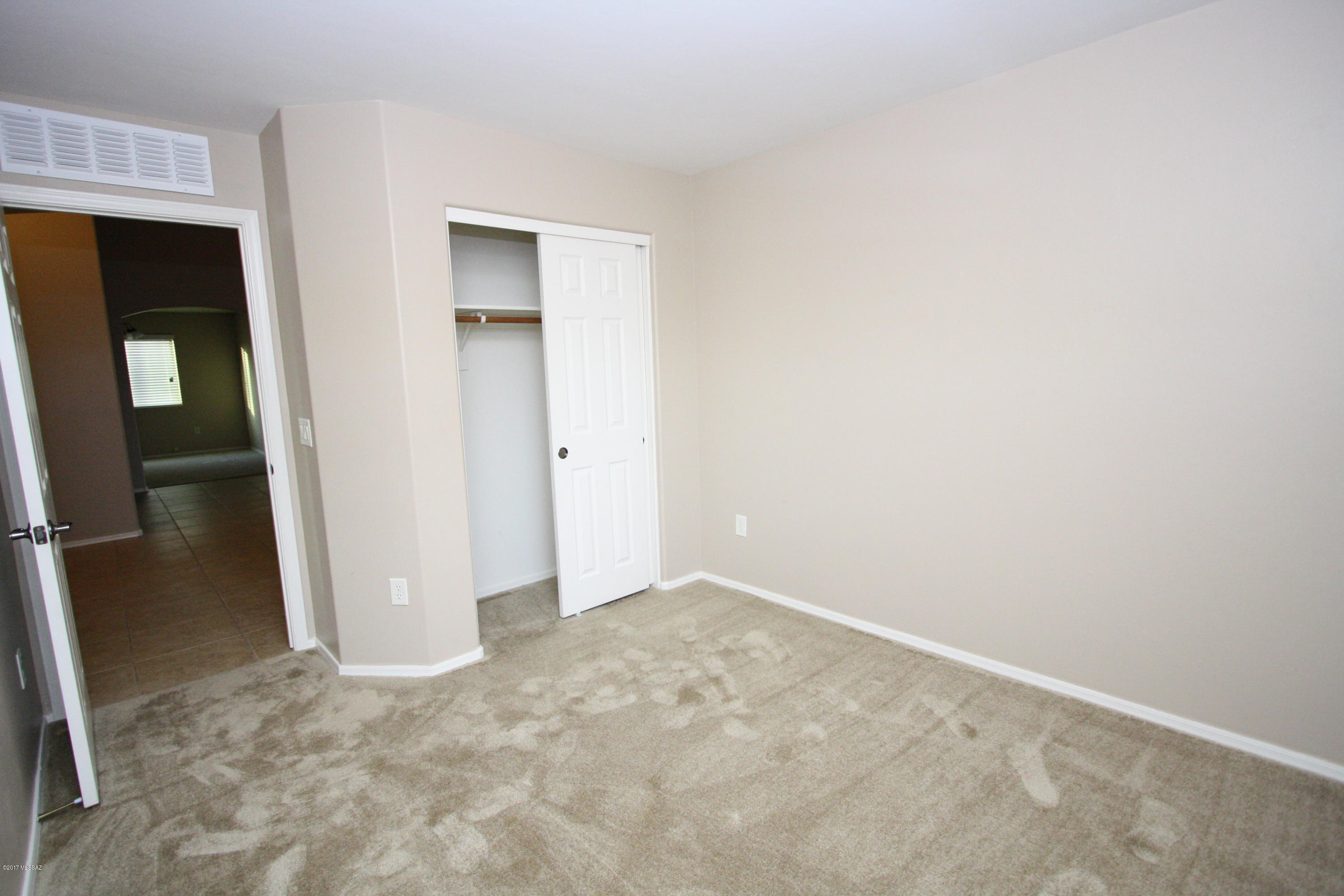 Continental Reserve Blk. 16B (1-86) - Residential Lease