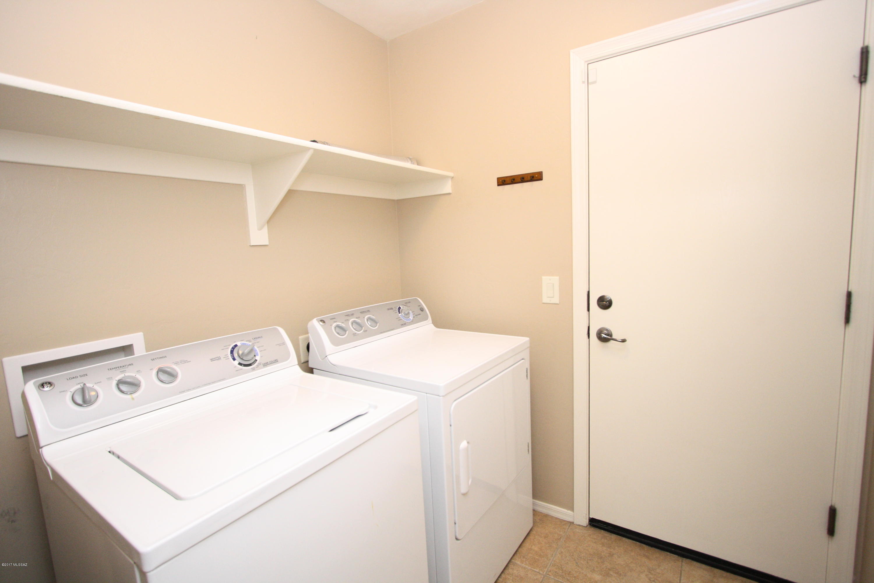 Continental Reserve Blk. 16B (1-86) - Residential Lease