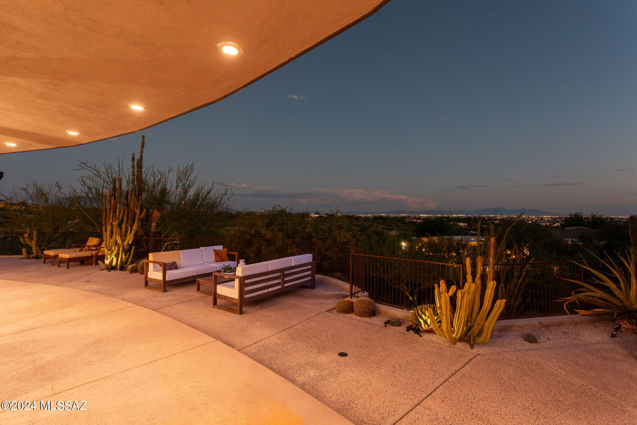 Colonia Del Sol (1-20) - Residential