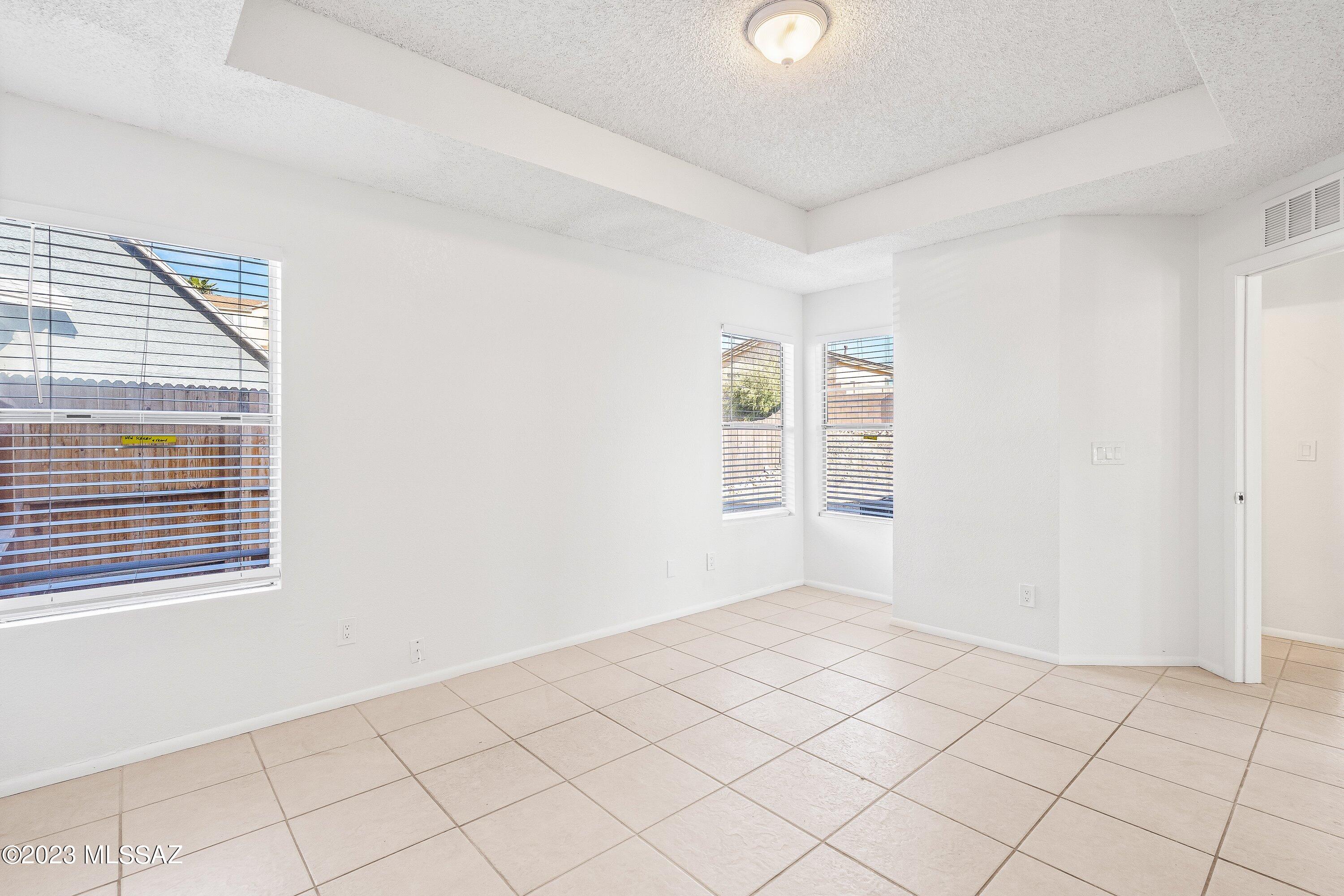 Presidio Hills (1-182) - Residential Lease