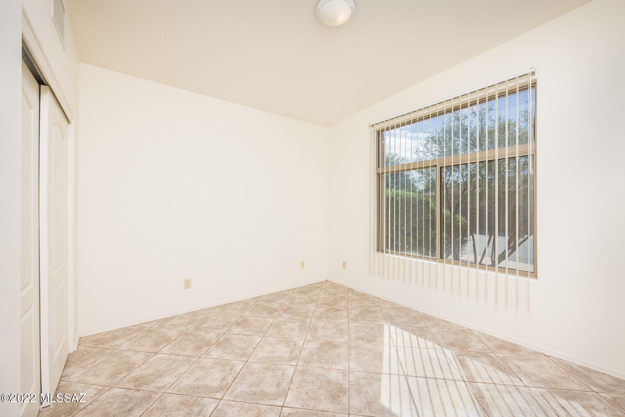 Sierra Crest (1-146) - Residential Lease