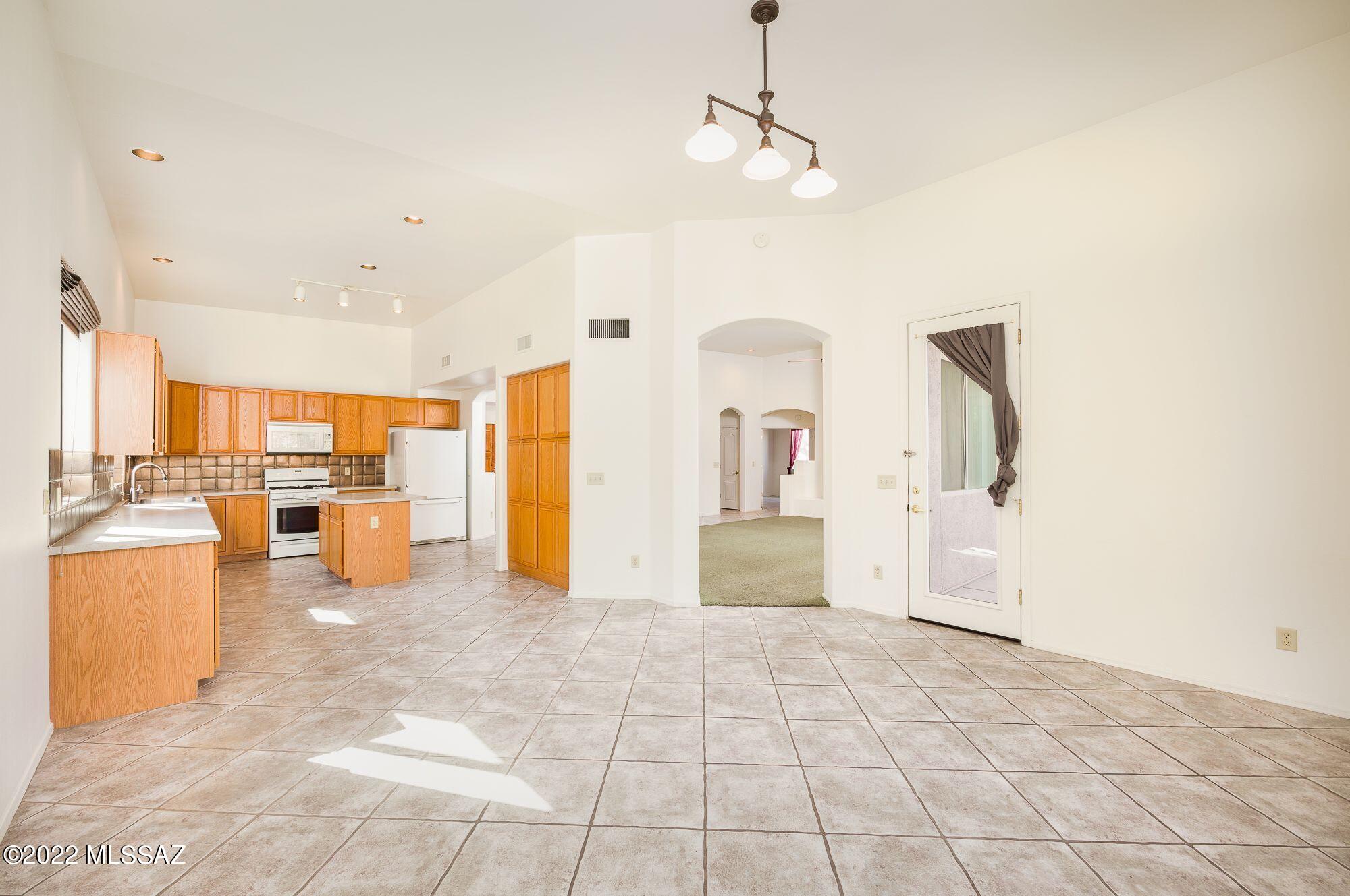 Sierra Crest (1-146) - Residential Lease