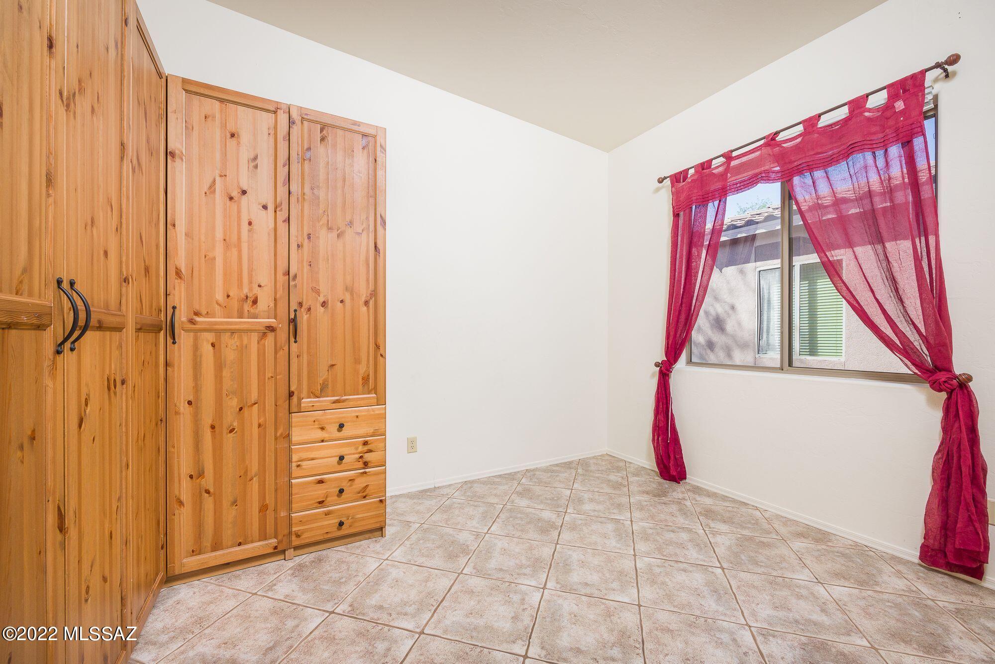 Sierra Crest (1-146) - Residential Lease