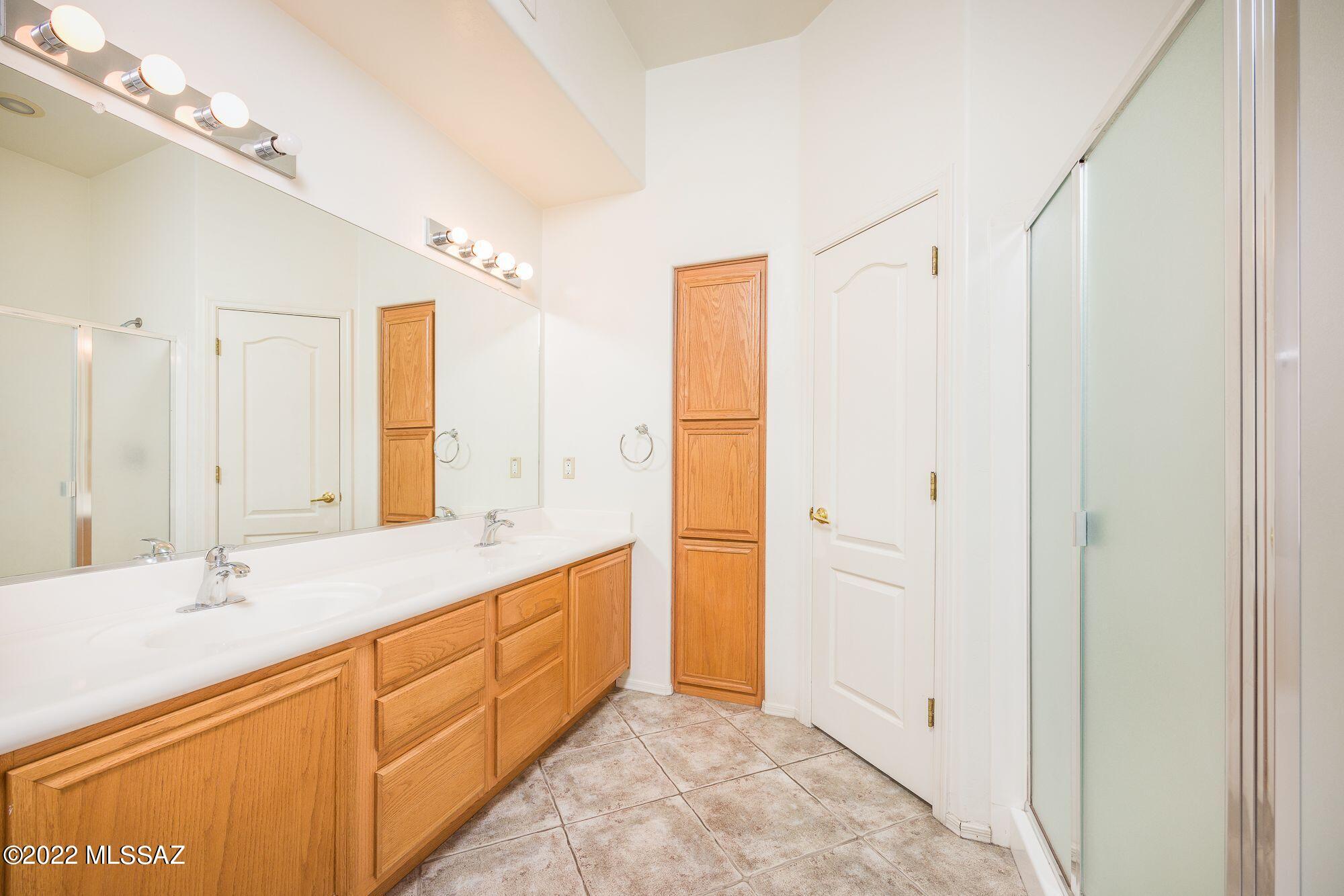 Sierra Crest (1-146) - Residential Lease