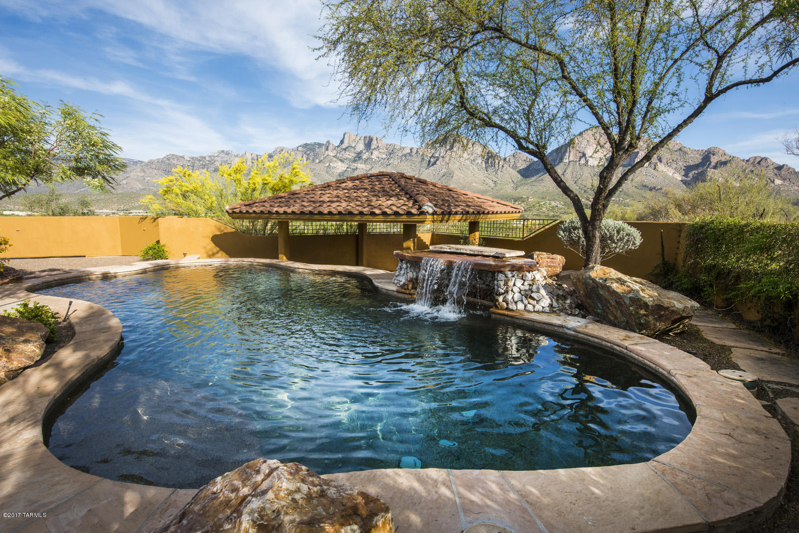 Canada Del Oro Estates - Residential