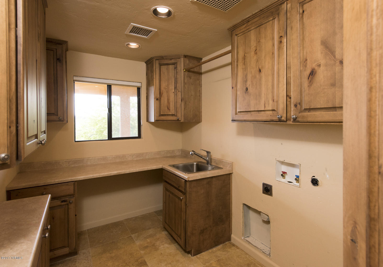 Canada Del Oro Estates - Residential