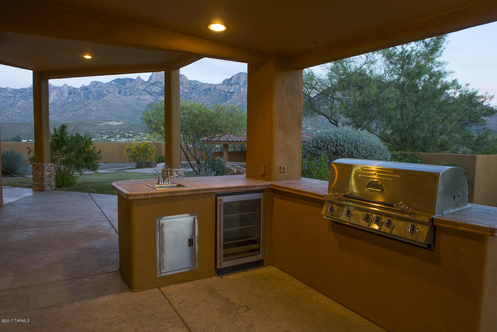 Canada Del Oro Estates - Residential
