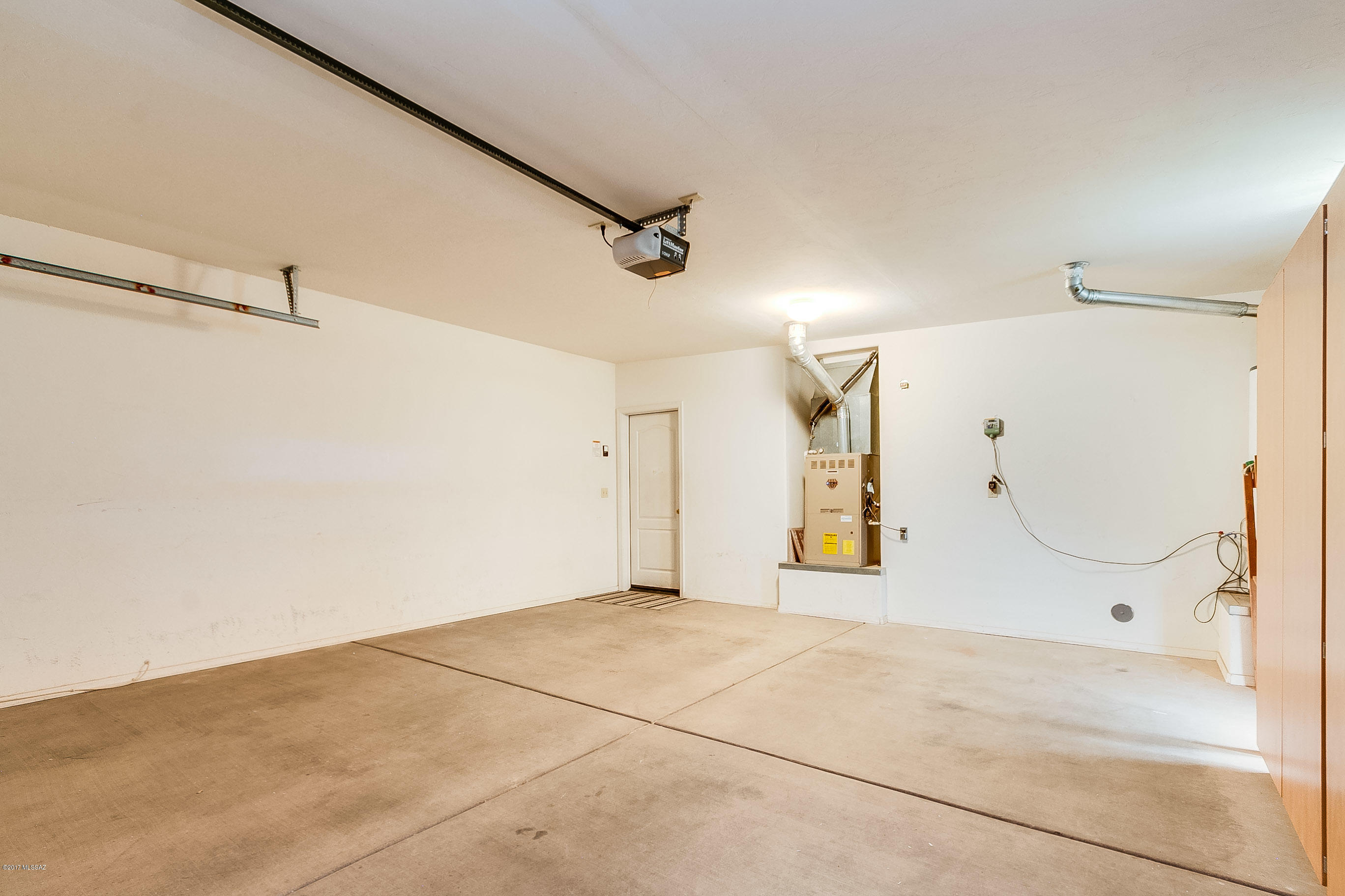 Rancho Esperero (1-343) - Residential