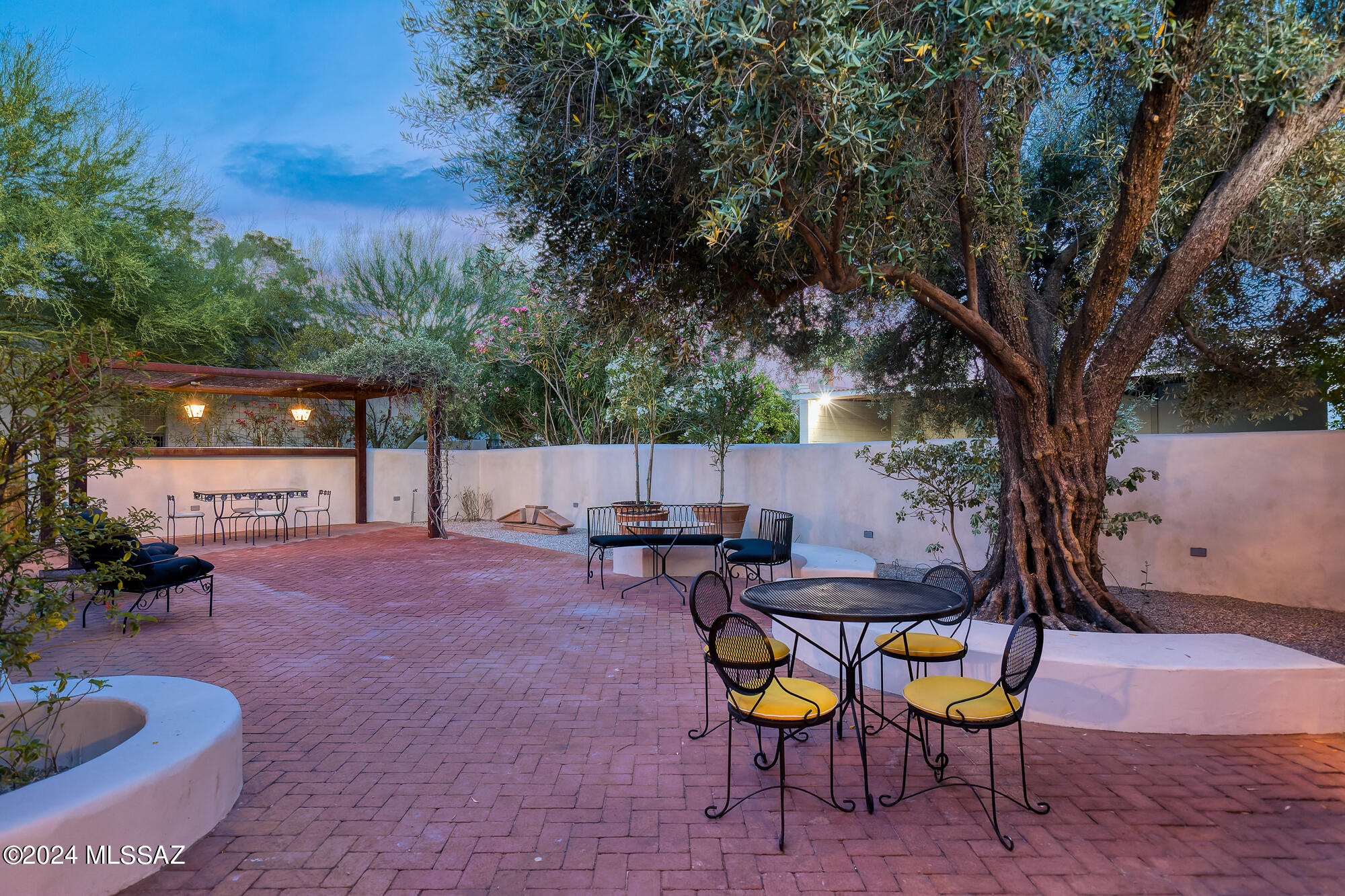 El Montevideo Estates - Residential