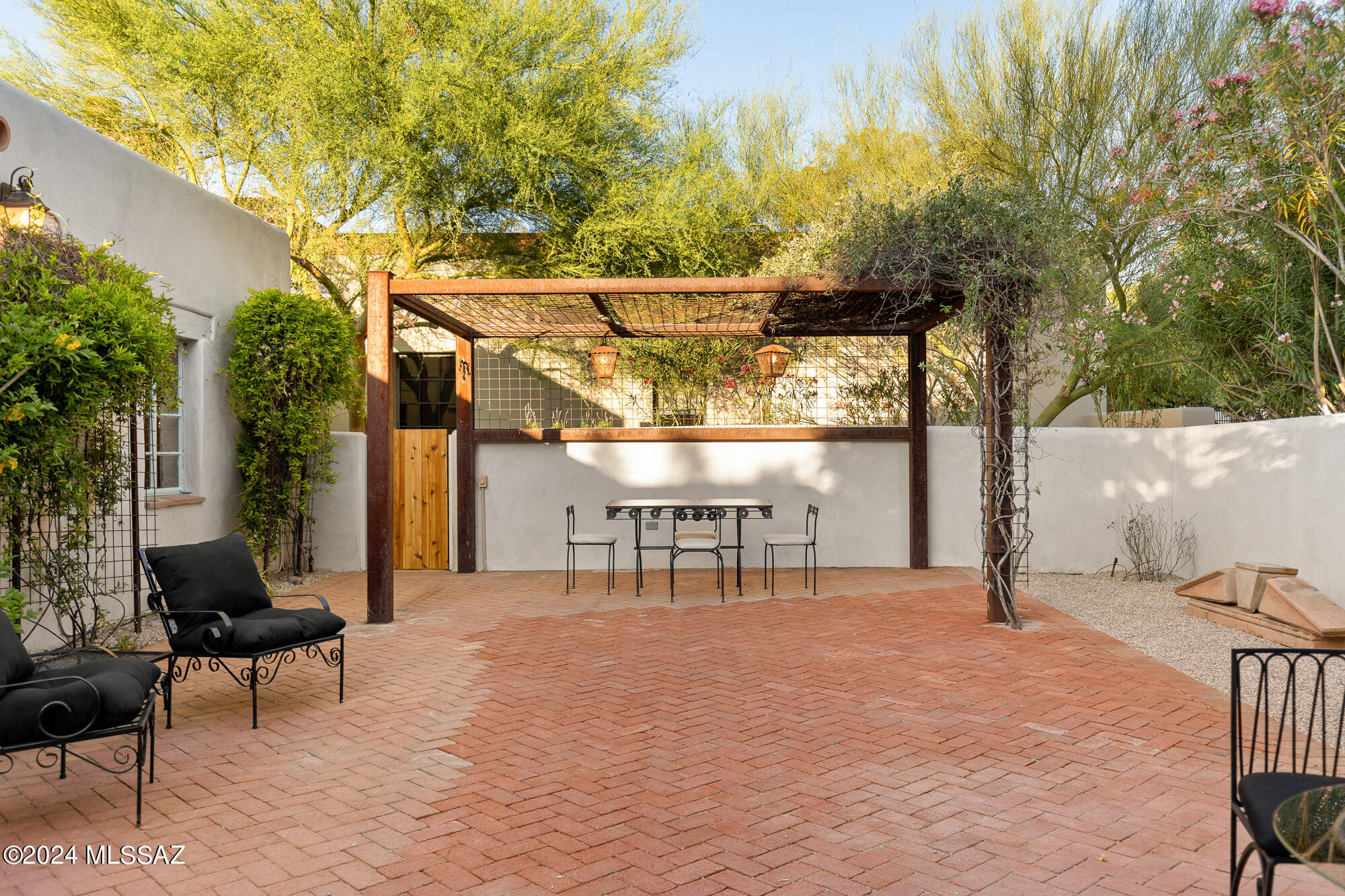 El Montevideo Estates - Residential