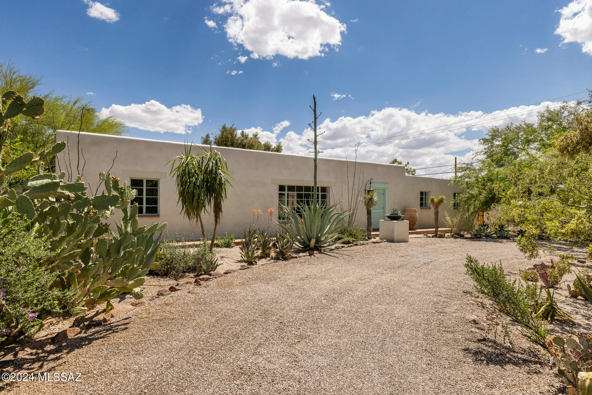El Montevideo Estates - Residential