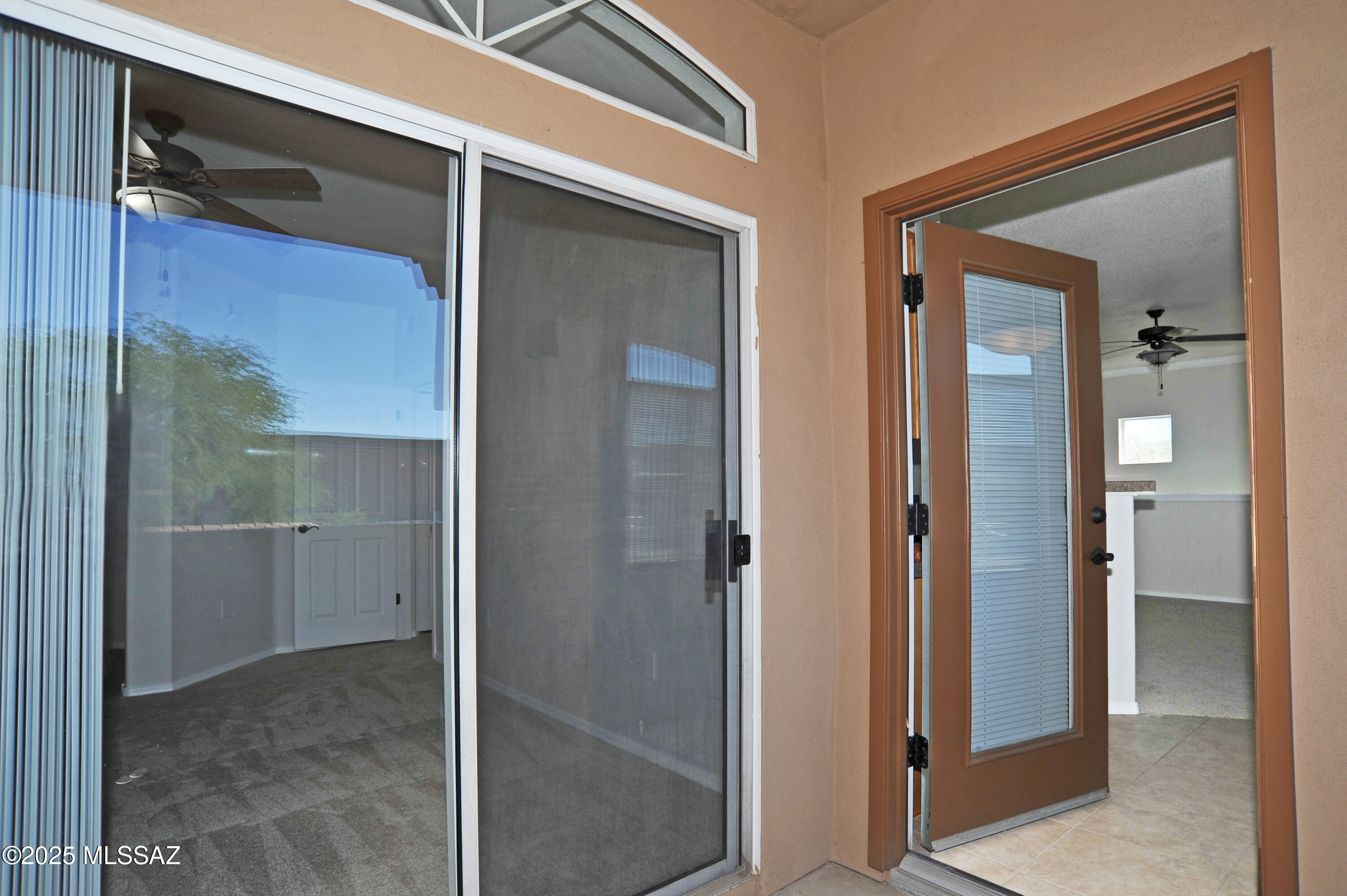 Pinnacle Canyon Condominium - Residential