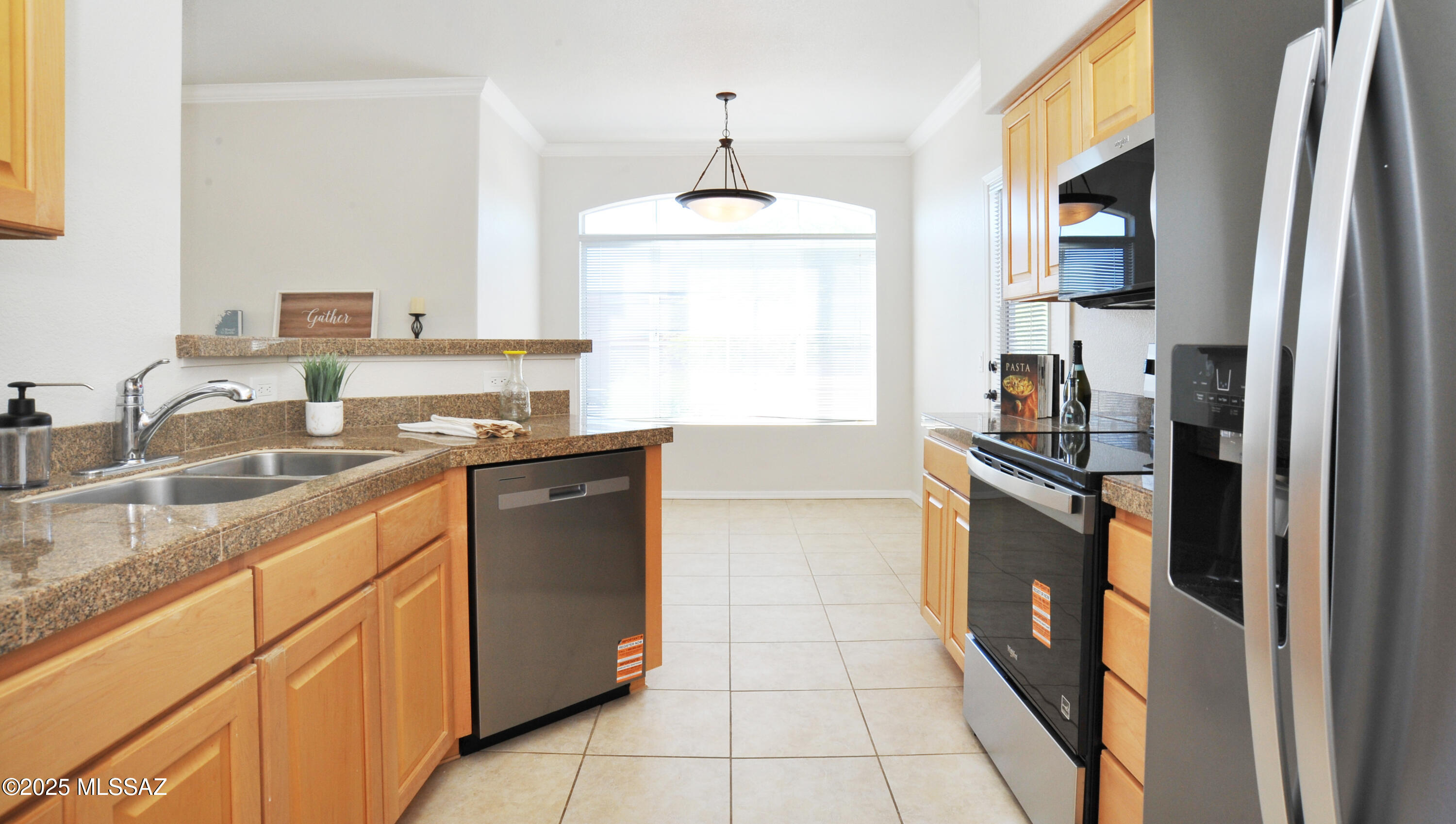 Pinnacle Canyon Condominium - Residential
