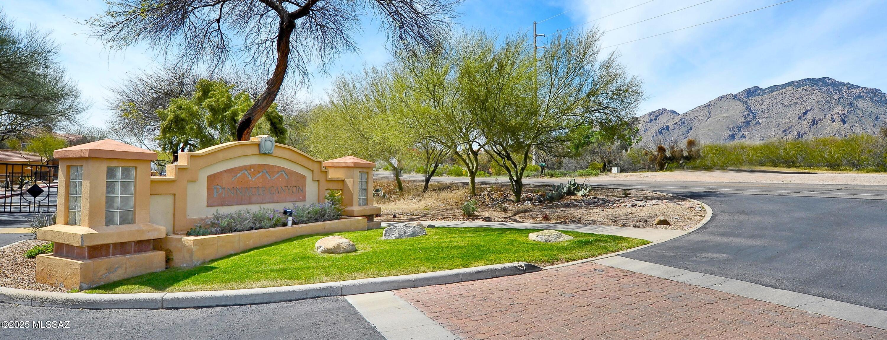 Pinnacle Canyon Condominium - Residential