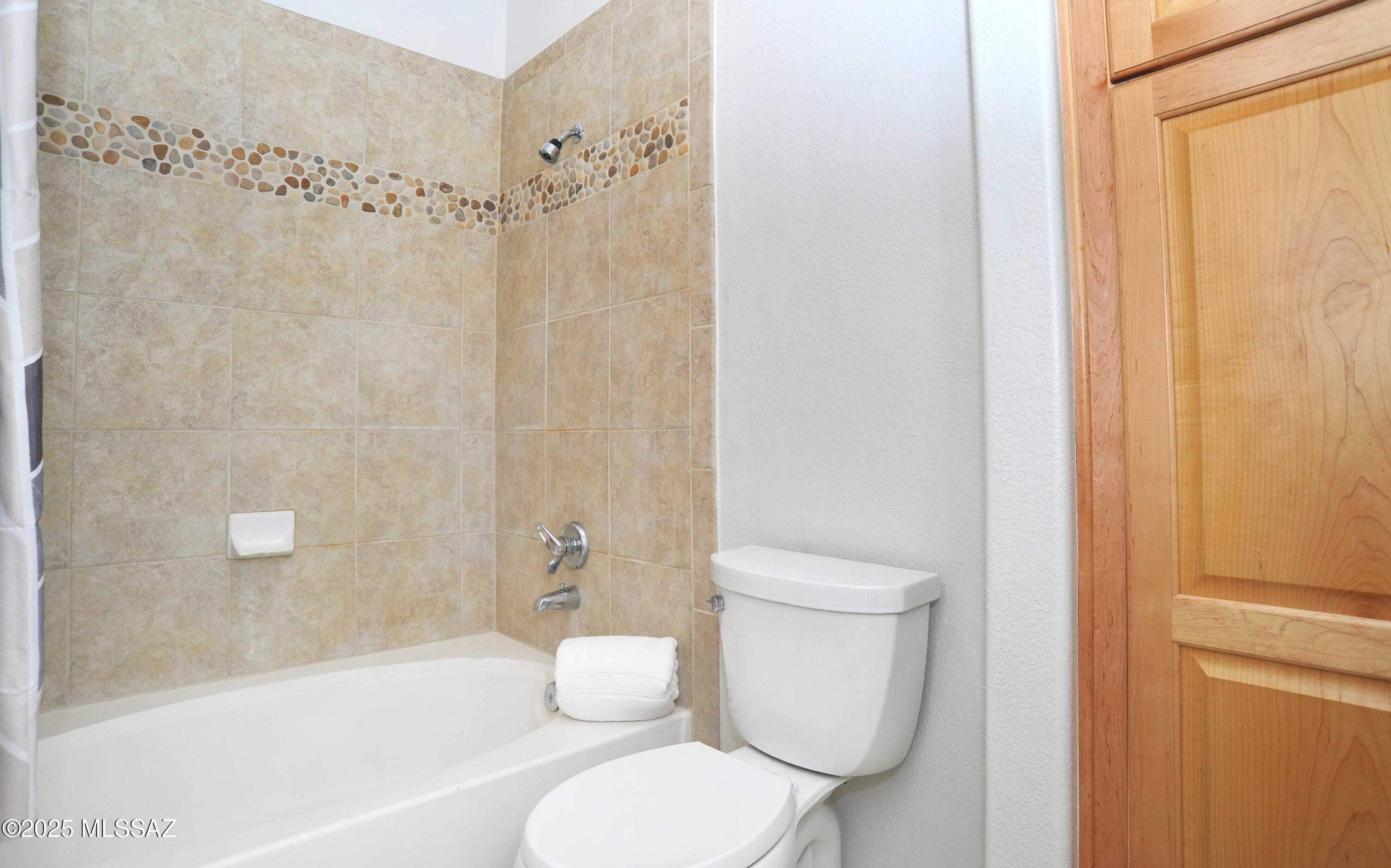 Pinnacle Canyon Condominium - Residential