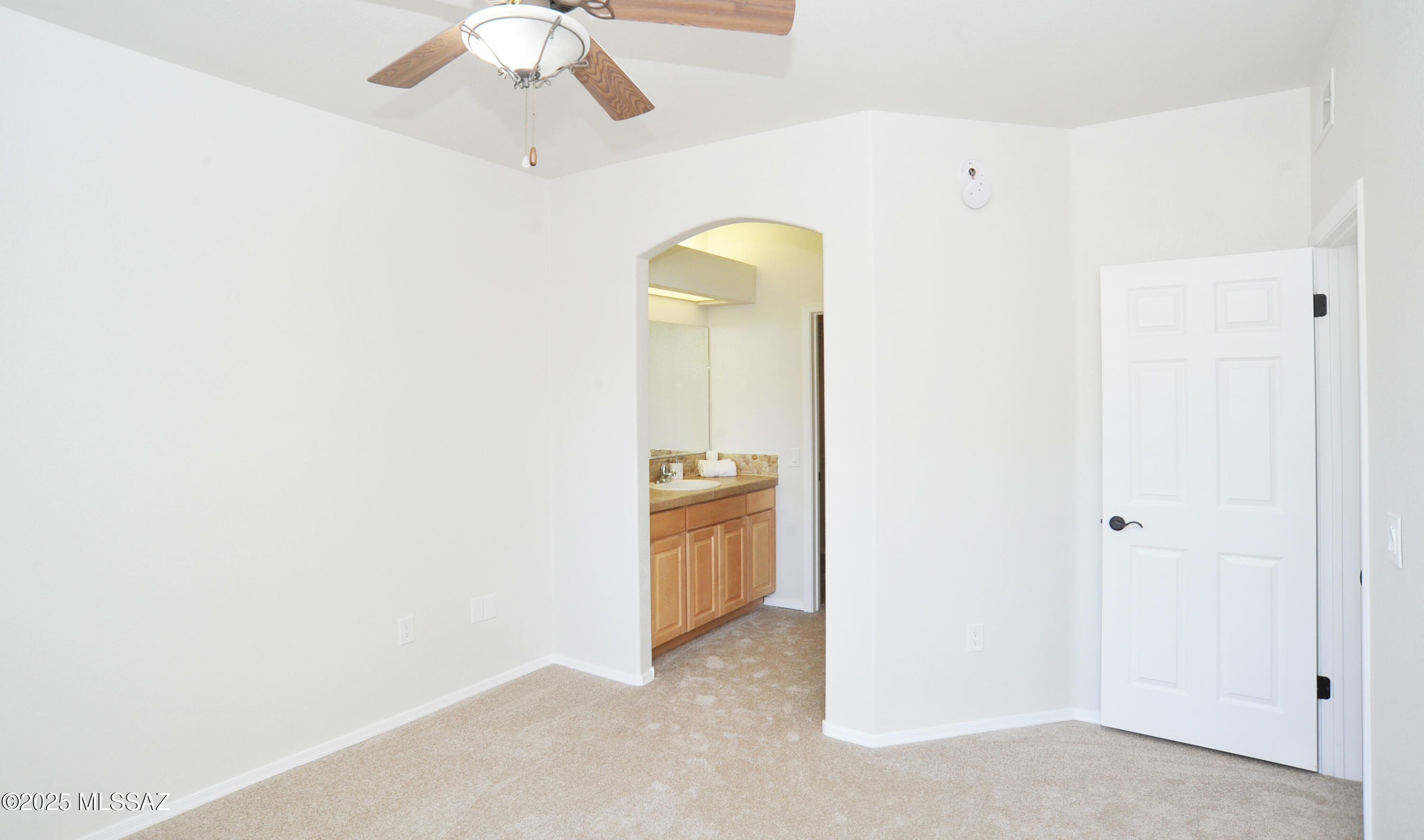 Pinnacle Canyon Condominium - Residential