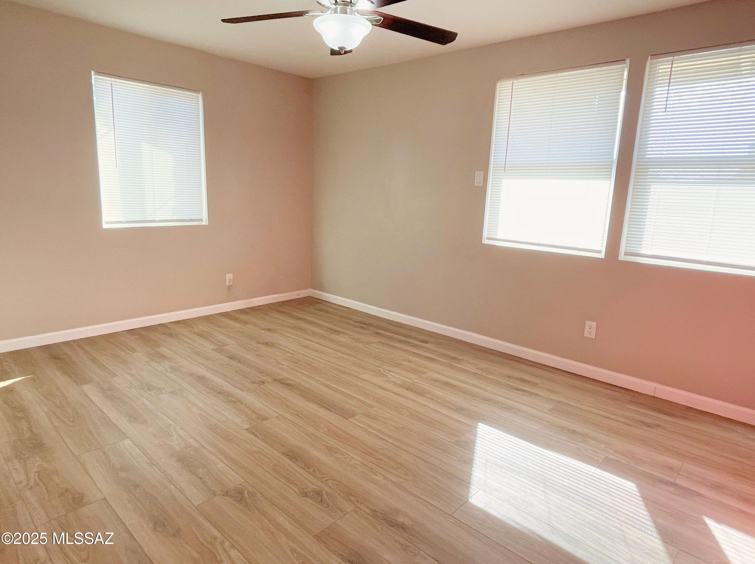 El Campo Estates - Residential Lease