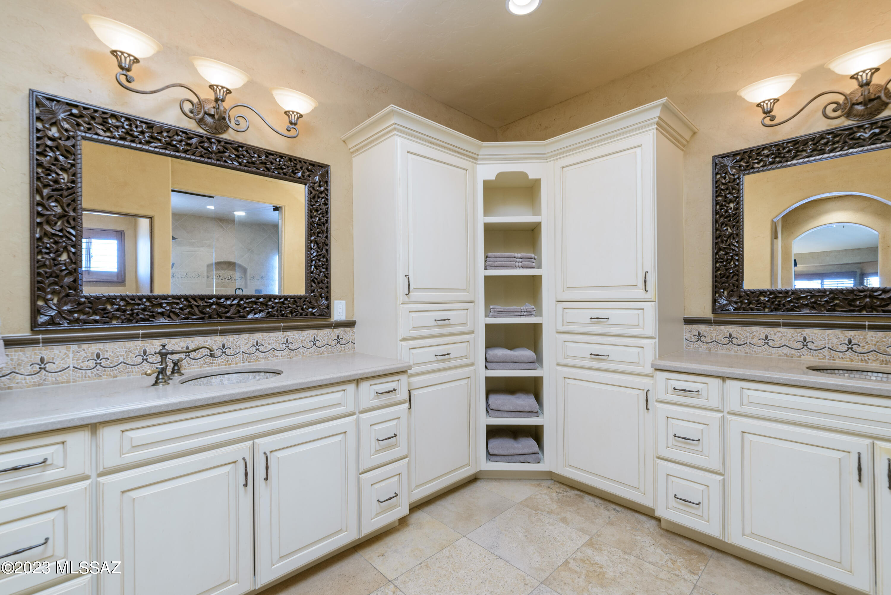 Canada Hills Estates (131-133) - Residential