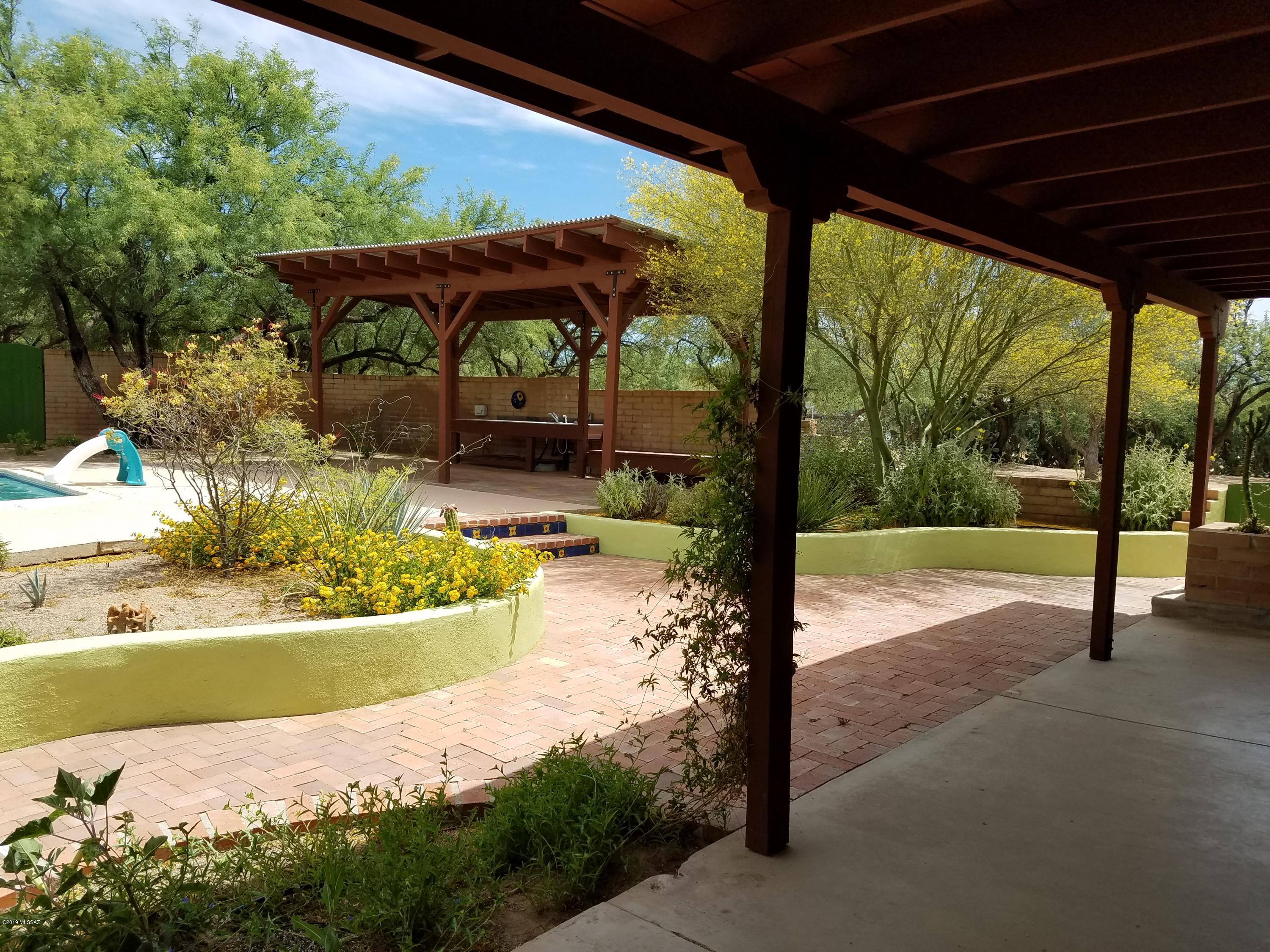 Bel Air Ranch Est - Residential
